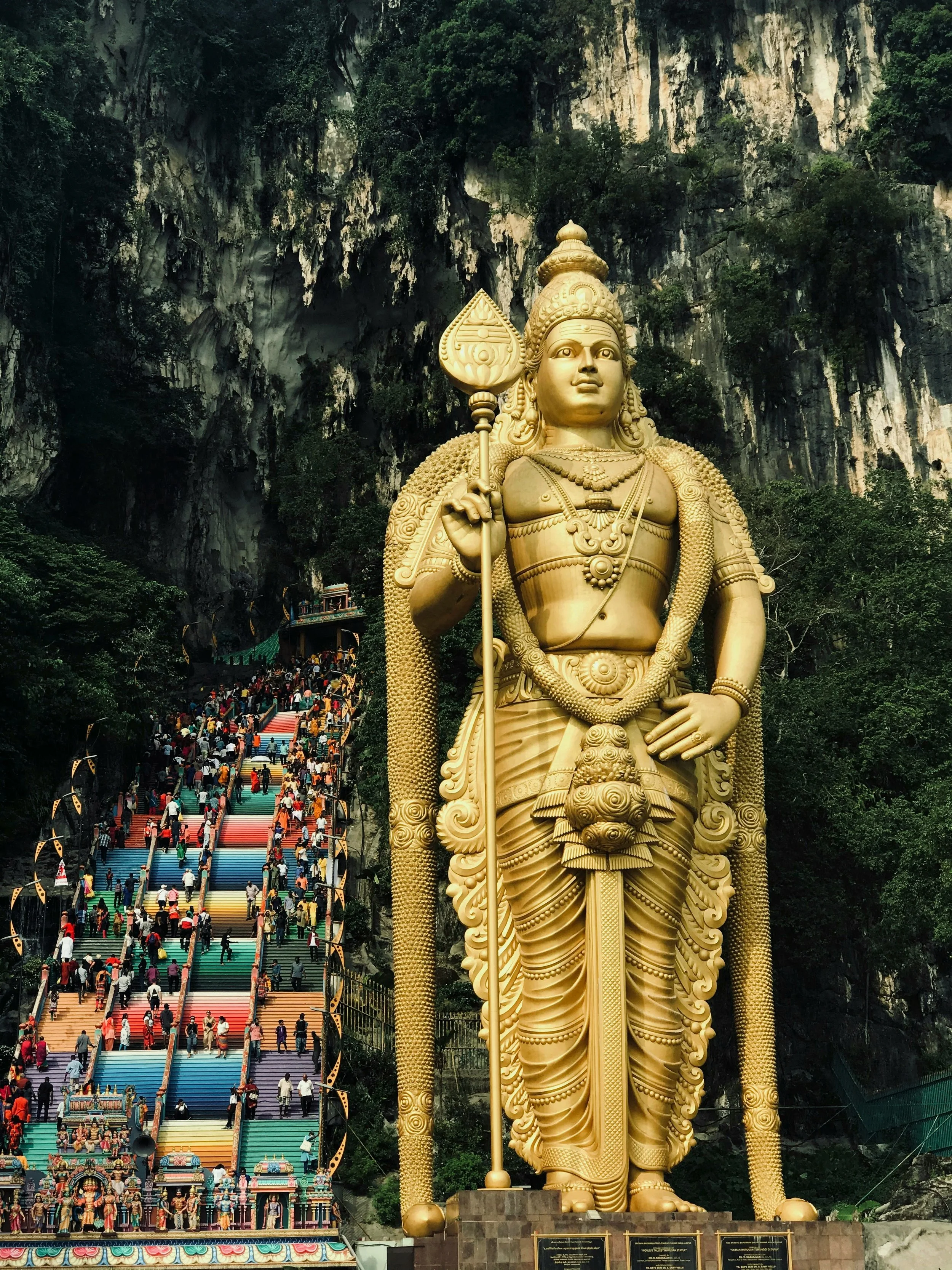 Batu Caves: Hindu Sanctuary in a 400-Million-Year-Old Limestone Wonder