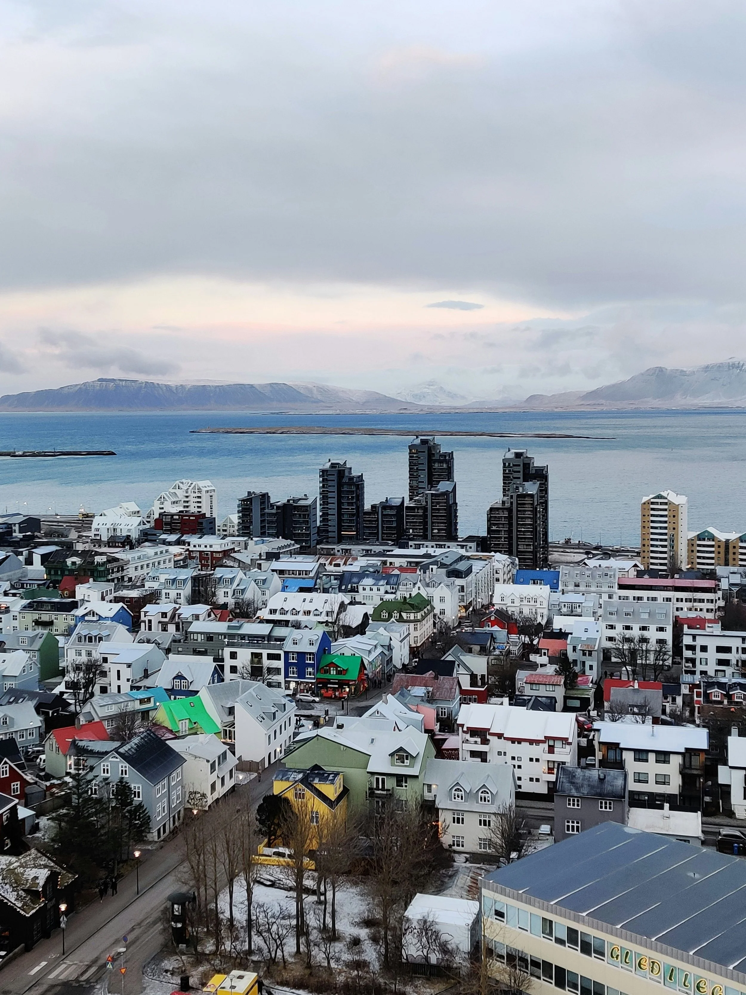Iceland's Work-Life Balance Culture: Where Work Ends on Time and Nature Calls