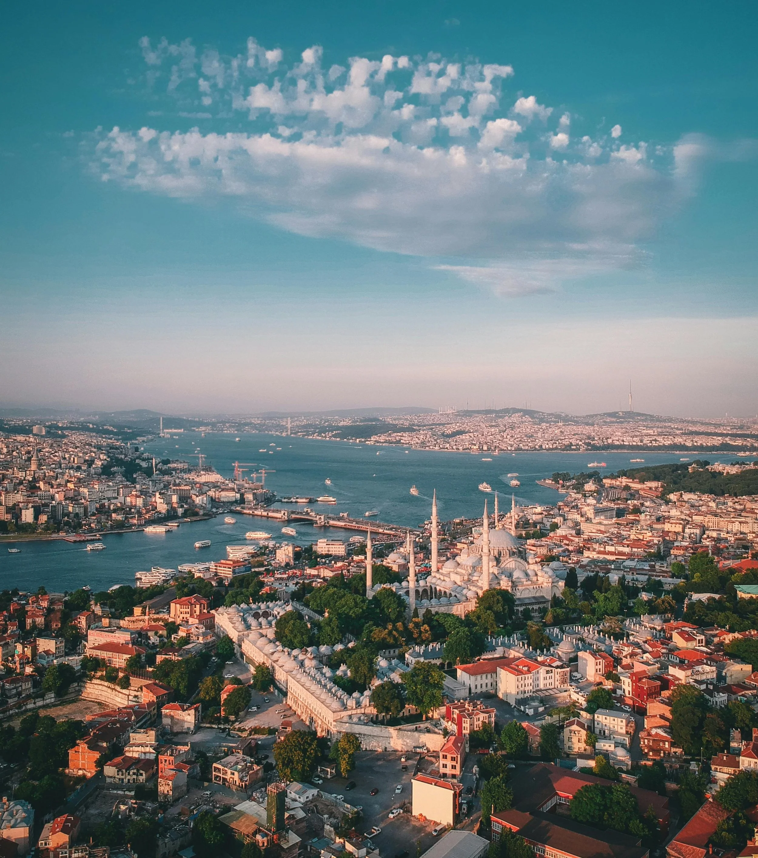 Istanbul: Transcontinental Hub Welcoming 18.6 Million Annual Visitors