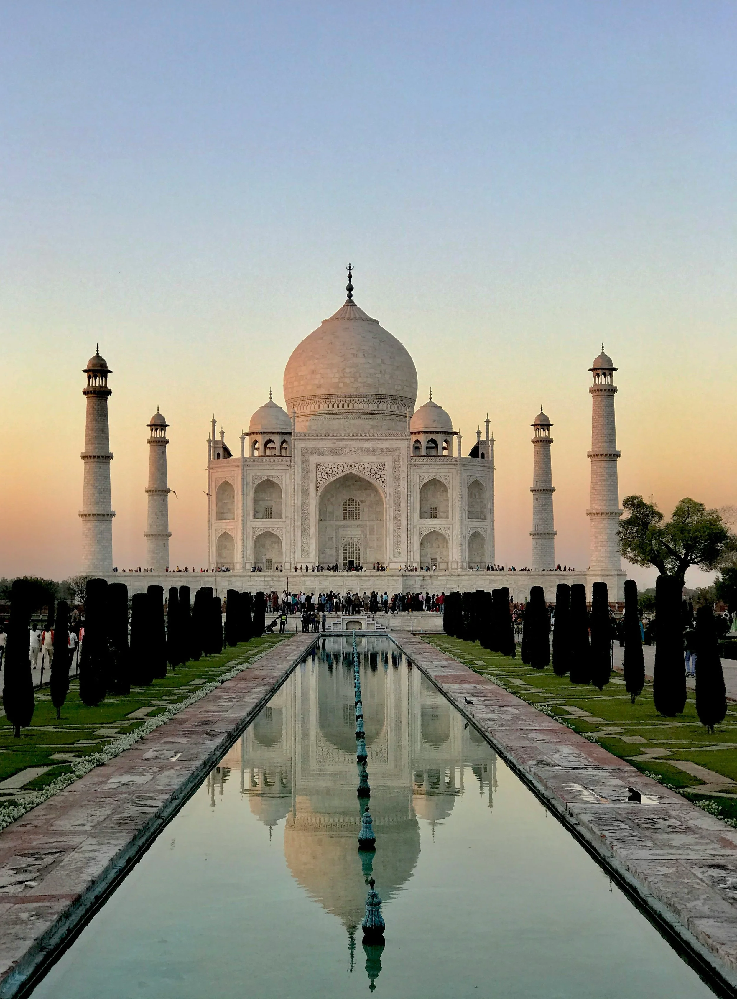 The Taj Mahal: An Eternal Monument to Love and Mughal Architectural Mastery