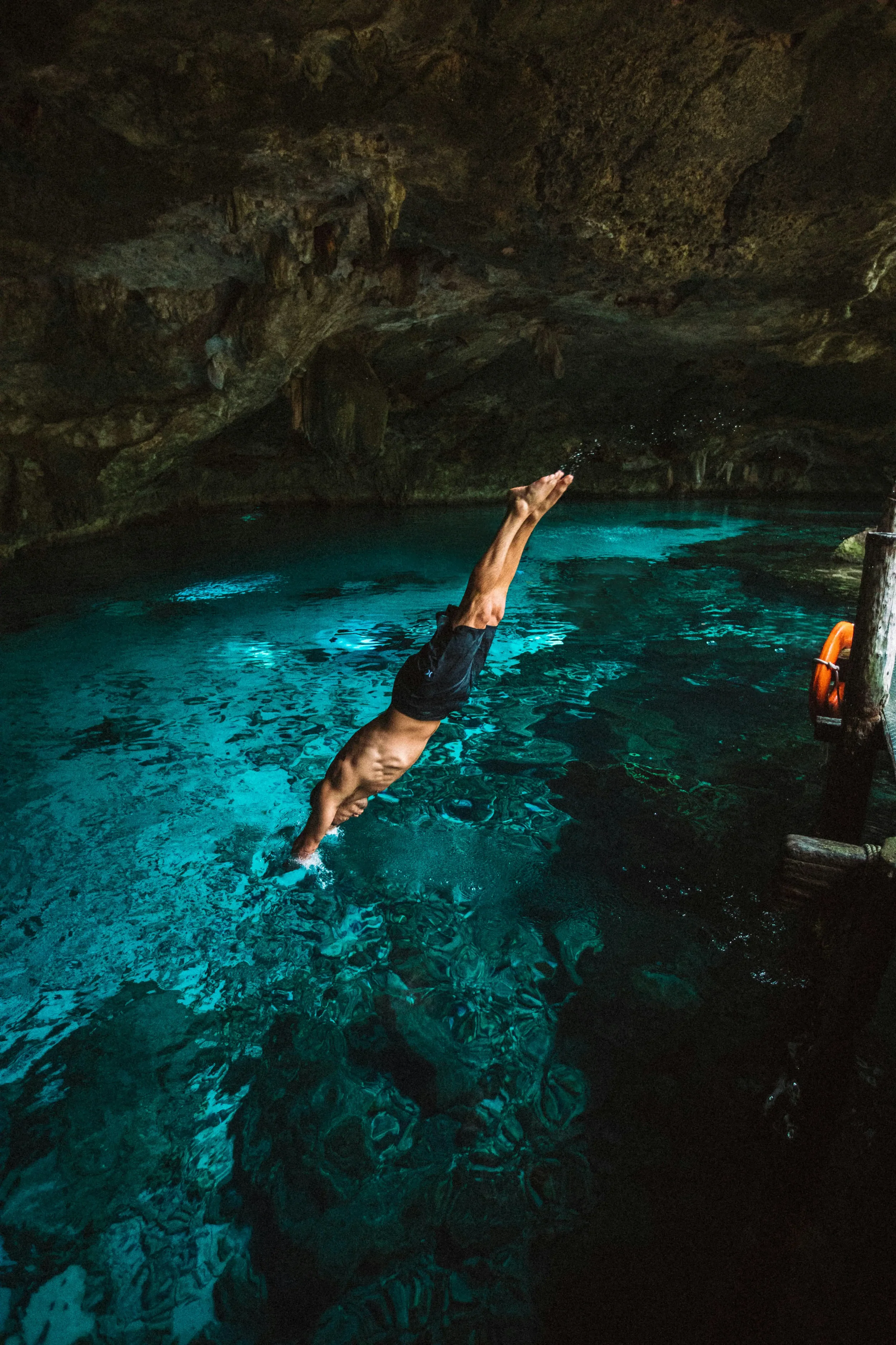 Cenote Diving and Cave Exploration: Exploring Mexico's Underwater Mayan Archaeology