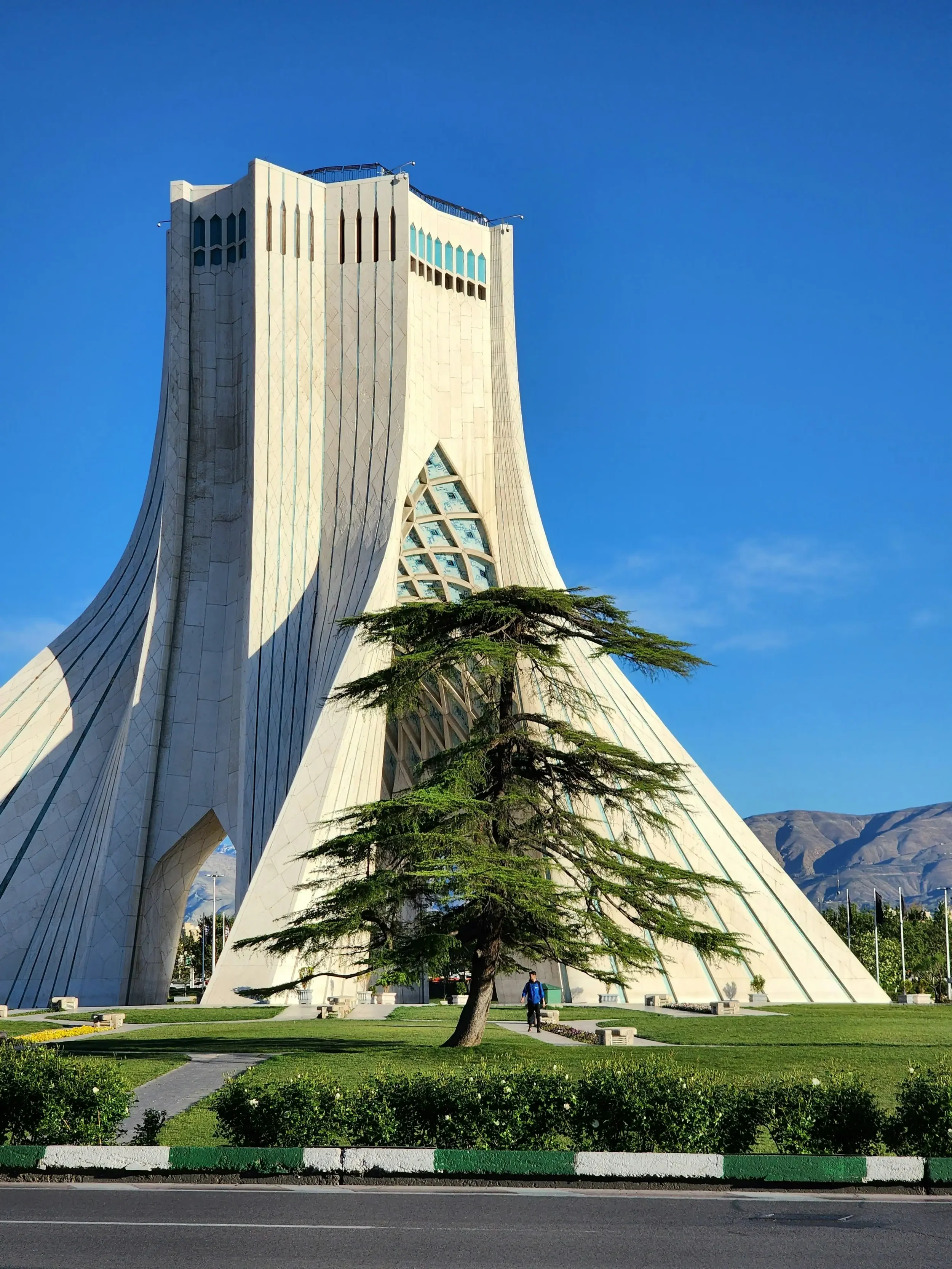 Iran Tourism Industry: 6.6 Million Annual International Visitors and $8+ Billion Annual Revenue