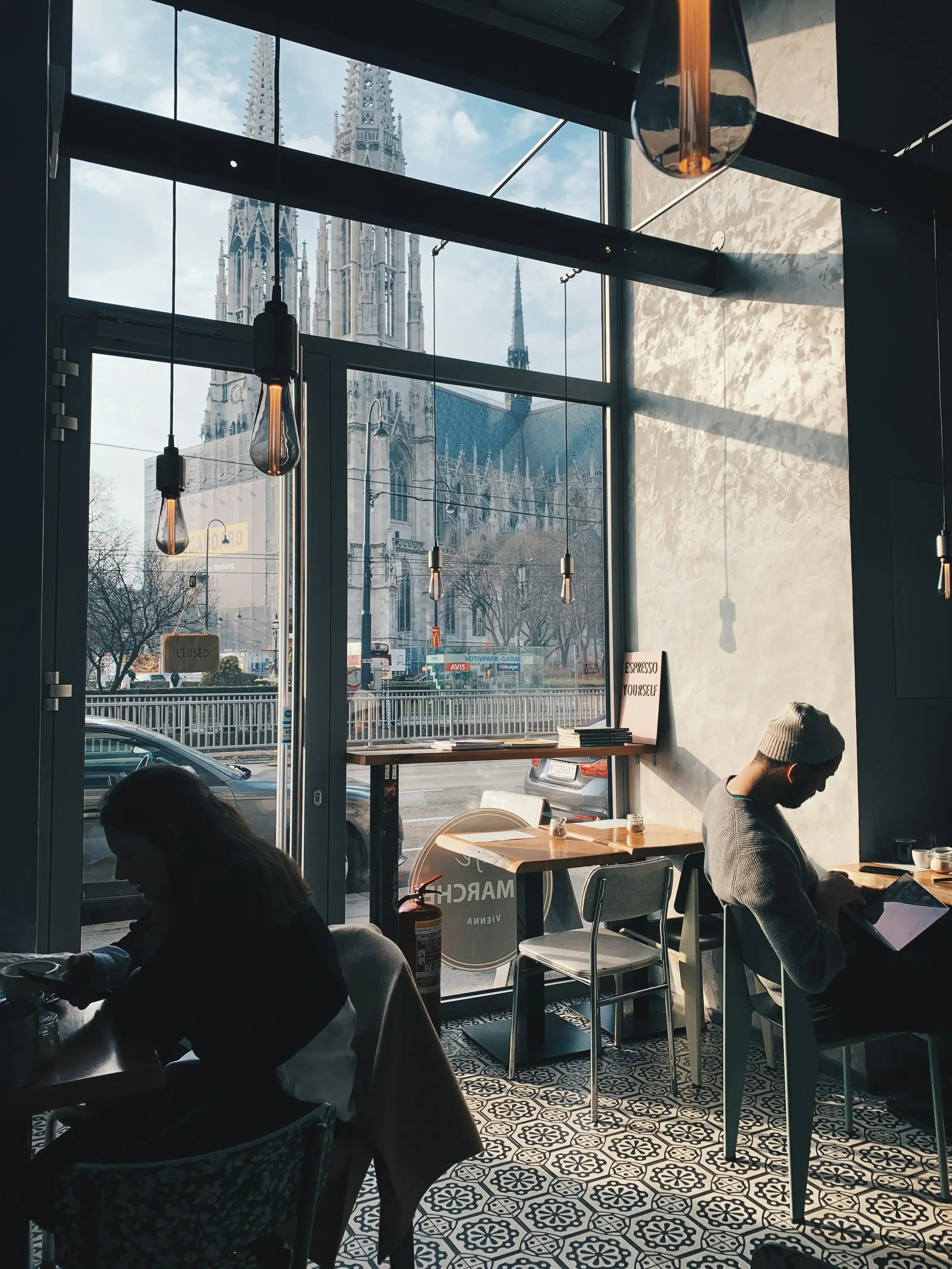 Viennese Coffee House Culture: UNESCO Heritage of Gemütlichkeit