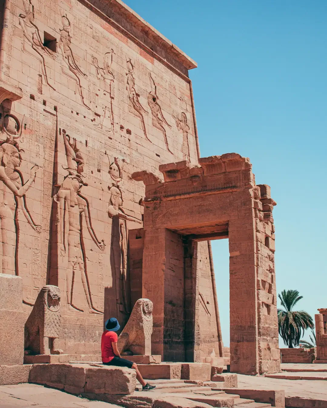 Egypt's 2025 Tourism Boom: Historic Growth and Recovery