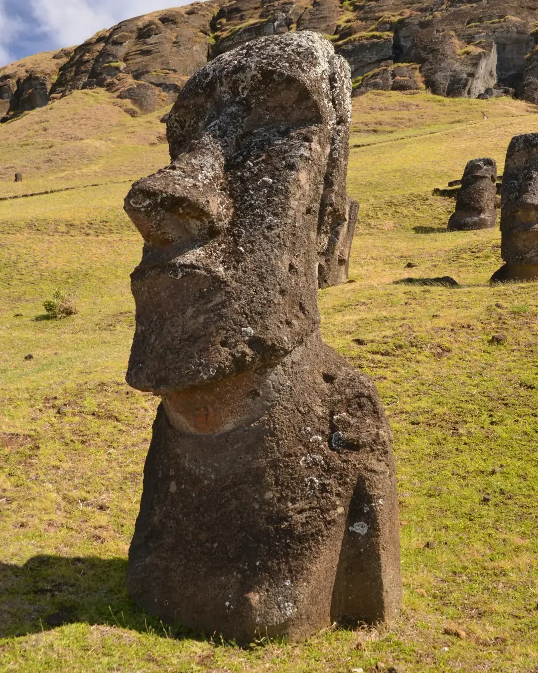 Rapa Nui (Easter Island): Moai, Landscape and Polynesian Memory