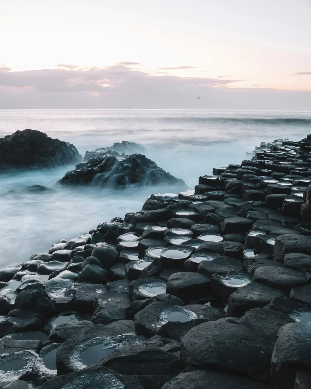 Giant’s Causeway and the Borderless Logic of Geological Fame