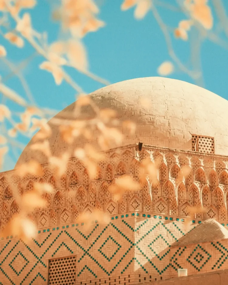 Iran travel guide