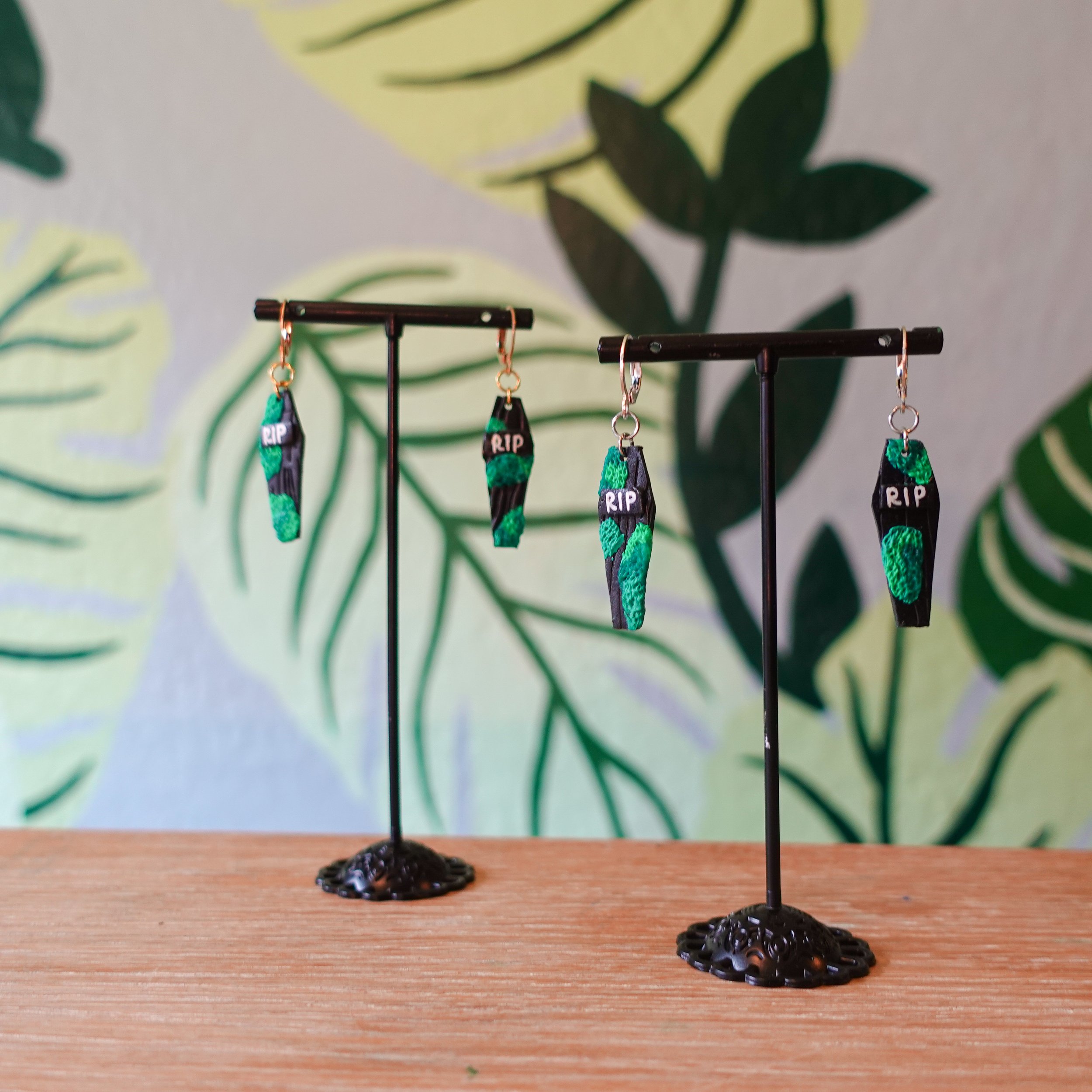 stained glass-393.jpg