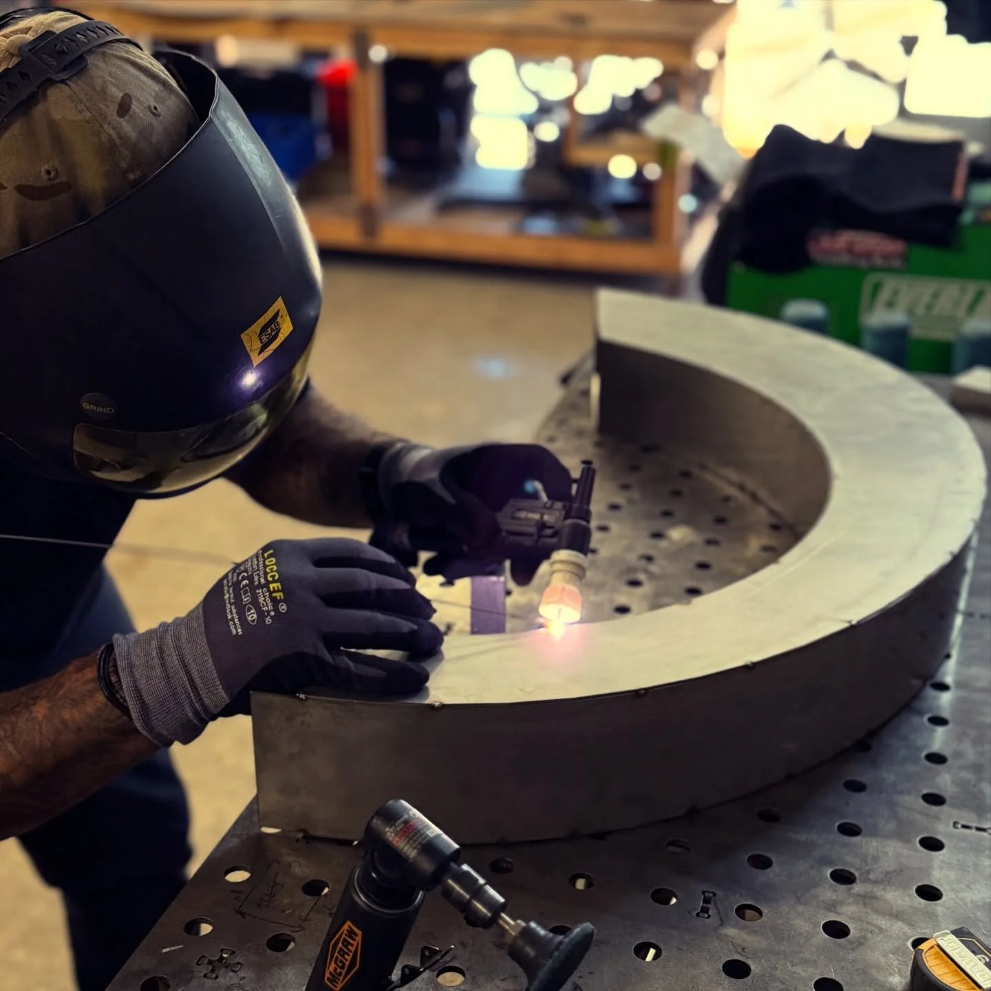 WTF am I working on!? 🤣

#stainlesswork #tigwelding