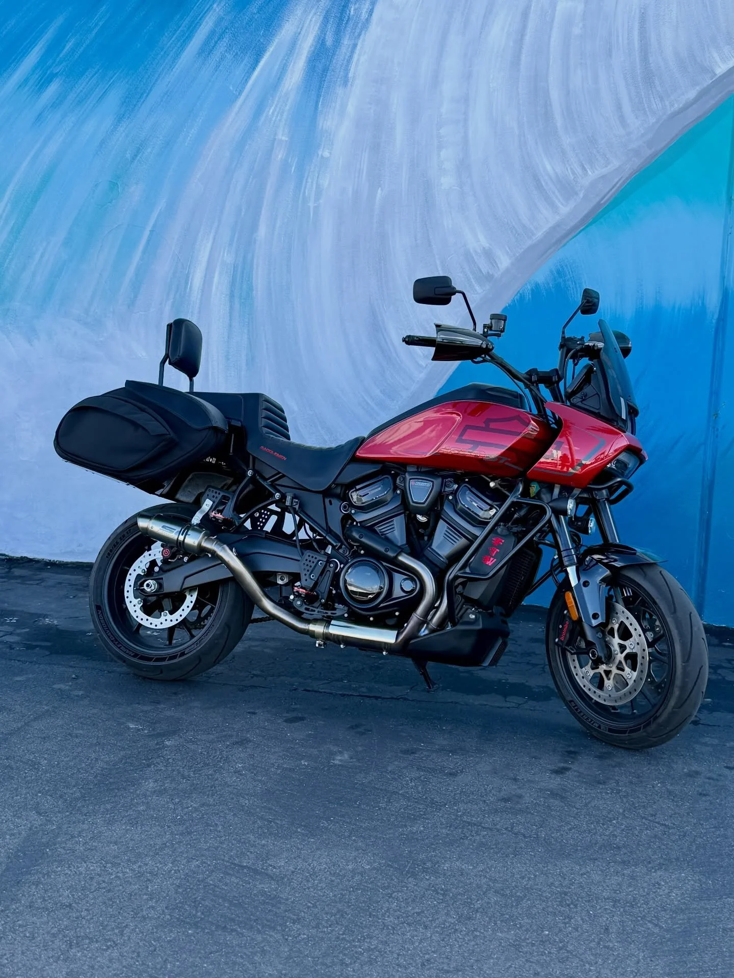 We&rsquo;re back baby! Parts are at powder, packing and shipping current orders this week. Cant thank you all enough! 

Bin designing some mid controls too so we&rsquo;ll see what we can come up with. Stay tuned! 🤘😎

#panamerica #panamericast