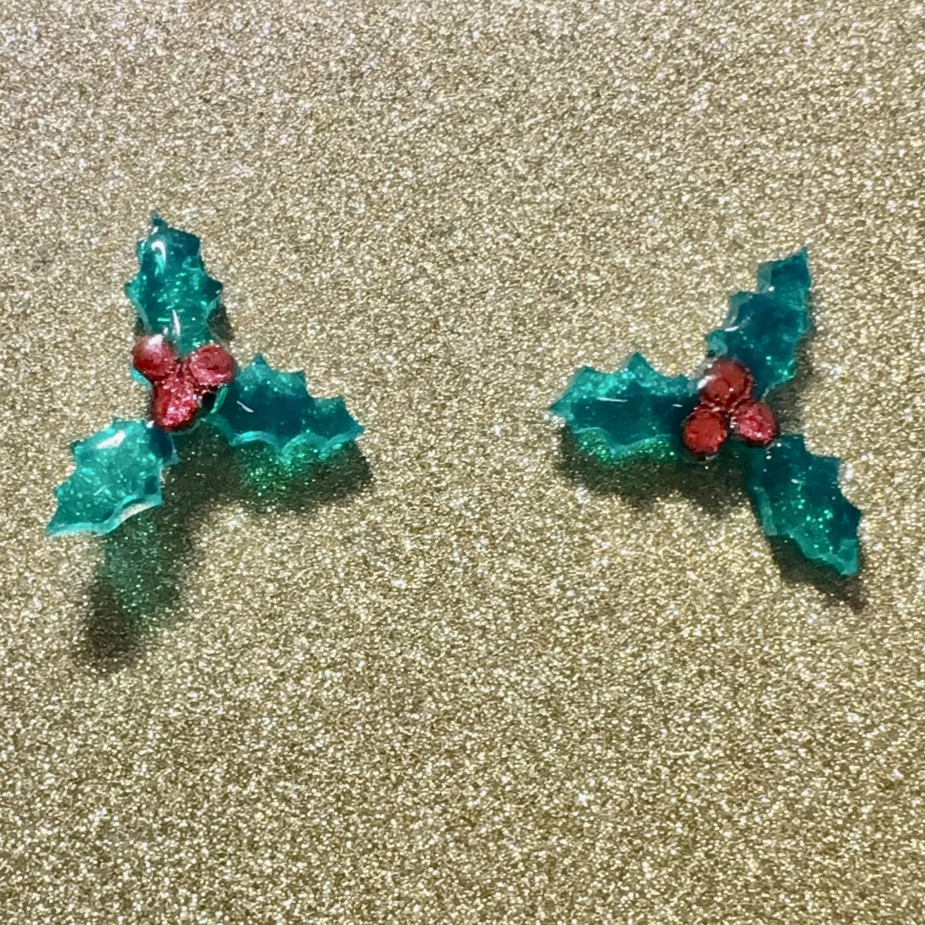 Mistletoe Studs