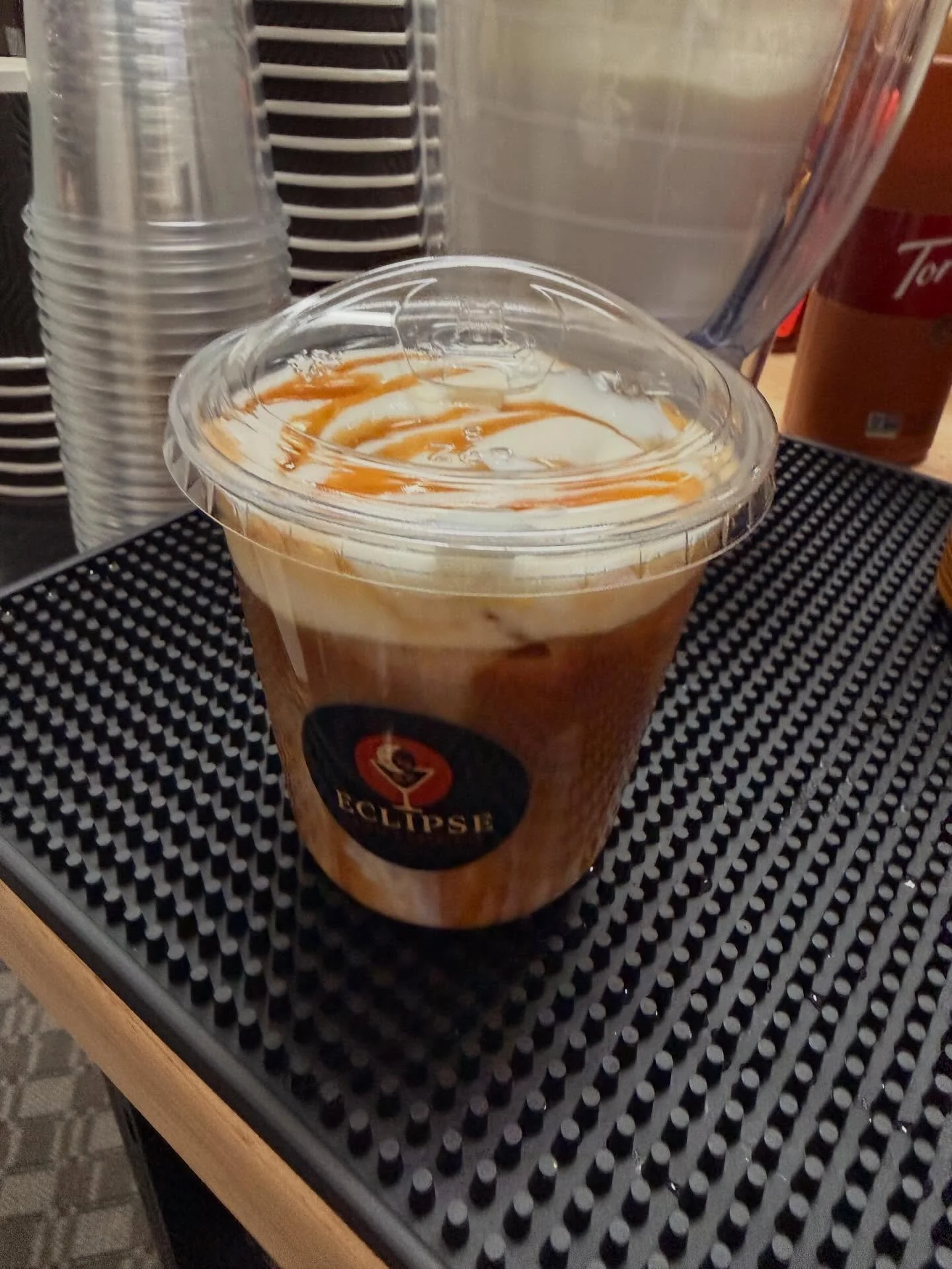 Good coffee. Good people. Good vibes. Eclipse Coffee &amp; Cocktails helped with an amazing Pie giveaway

#EclipseCoffee #ScottsdaleCoffee #AZPopUp #CoffeeCartVibes #SupportSmallBusinessAZ
#ArizonaEvents #ScottsdaleSmallBusiness #PhoenixCoffee #Scott