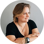 Julia Montroy headshot