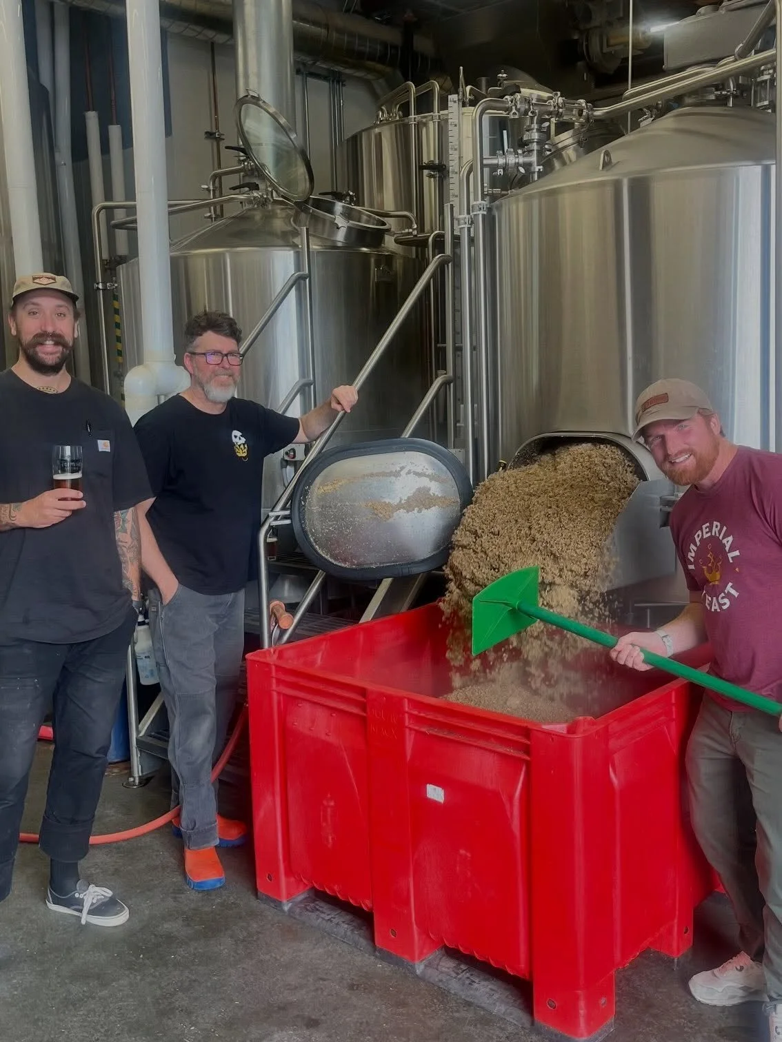 More photos from our Grainmaker collab! Chase Down - Australian Pale Ale (XPA) in its early stages.

@sunriverbrewing 
@lincmalt 
@coldstreammalt