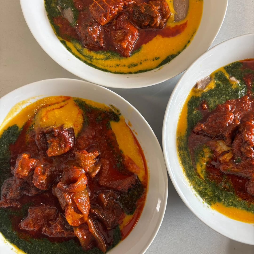 Who knew Abula could be so photogenic 🤤
Only &pound;15 a bowl, amala with ewedu, gbegiri and obe ata.
An &Agrave;&Agrave;Y&Egrave; staple!!#african #london #nigerian #food #plumstead