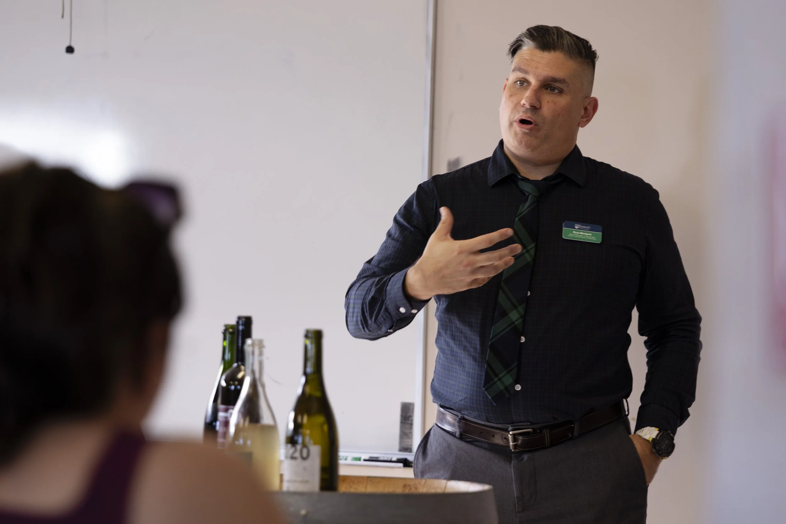 20251004_tma_reunion wine tasting25.JPG