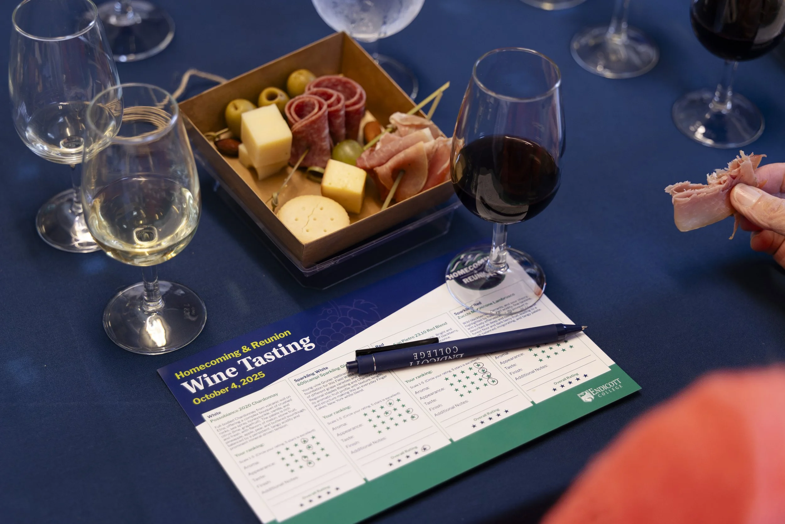 20251004_tma_reunion wine tasting42.JPG