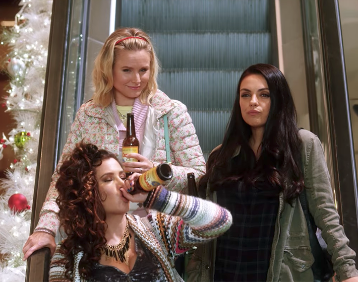 A BAD MOMS CHRISTMAS