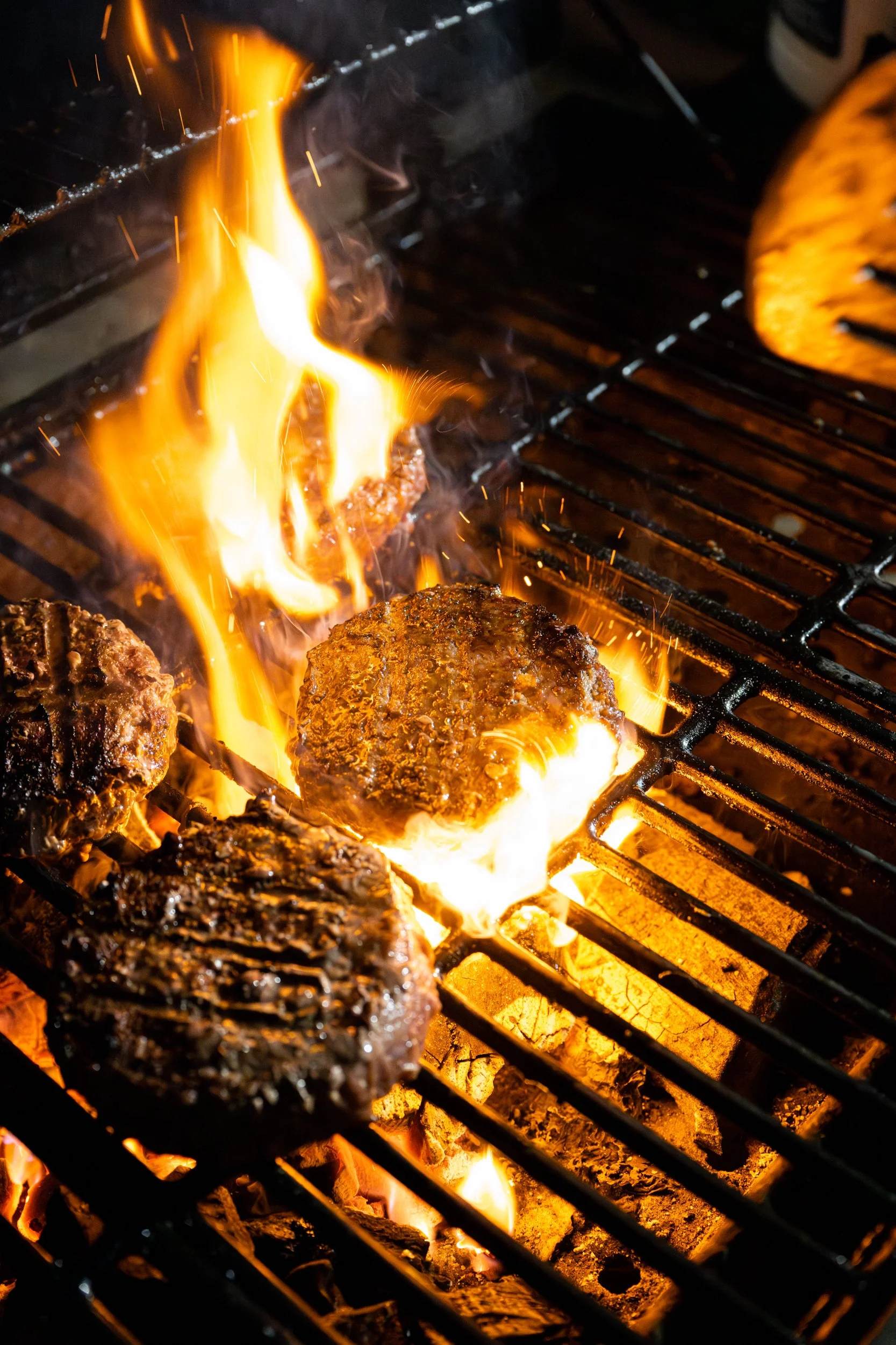 Butcher_Grill_Fire.jpg