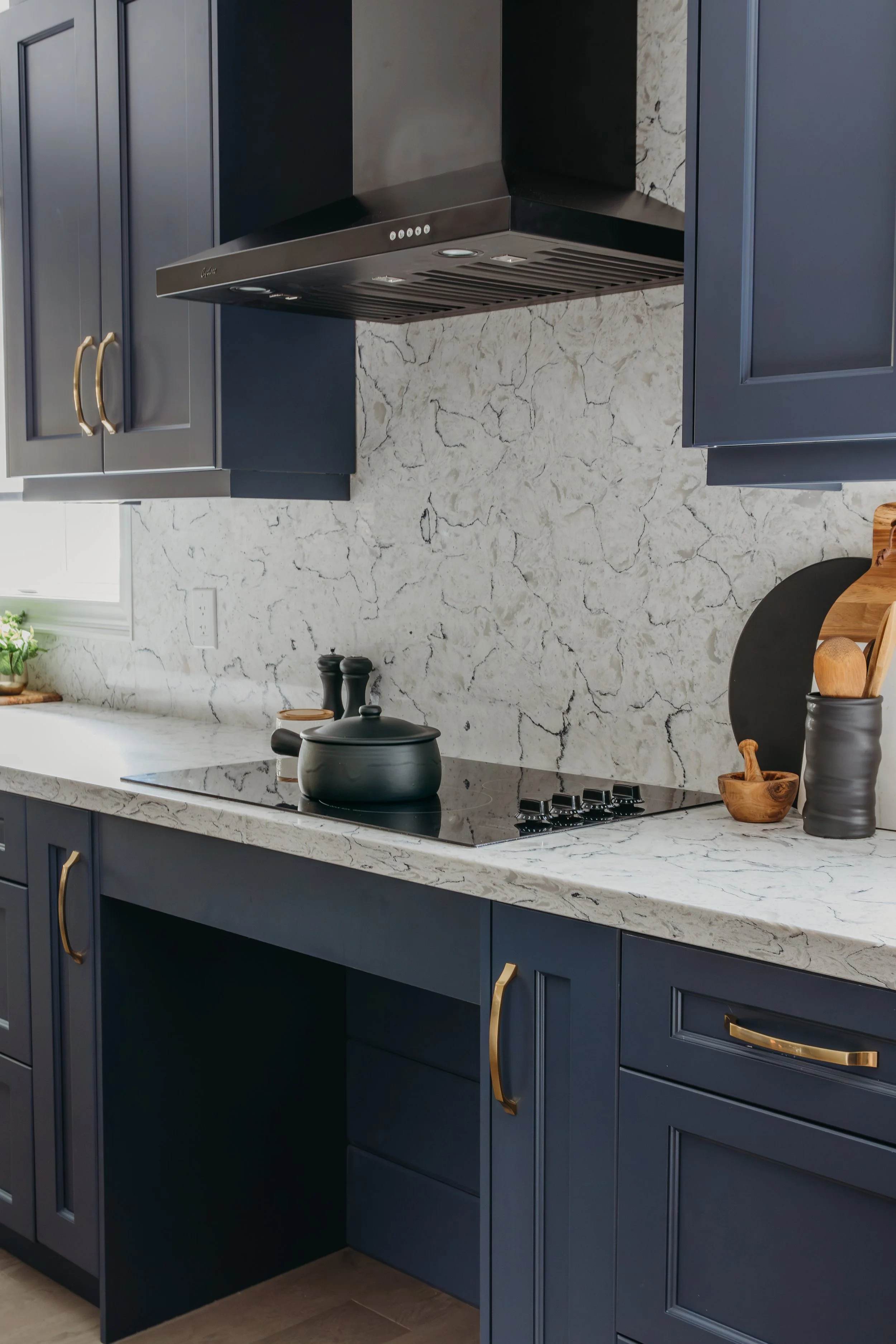 Wheelchair accessible cooktop