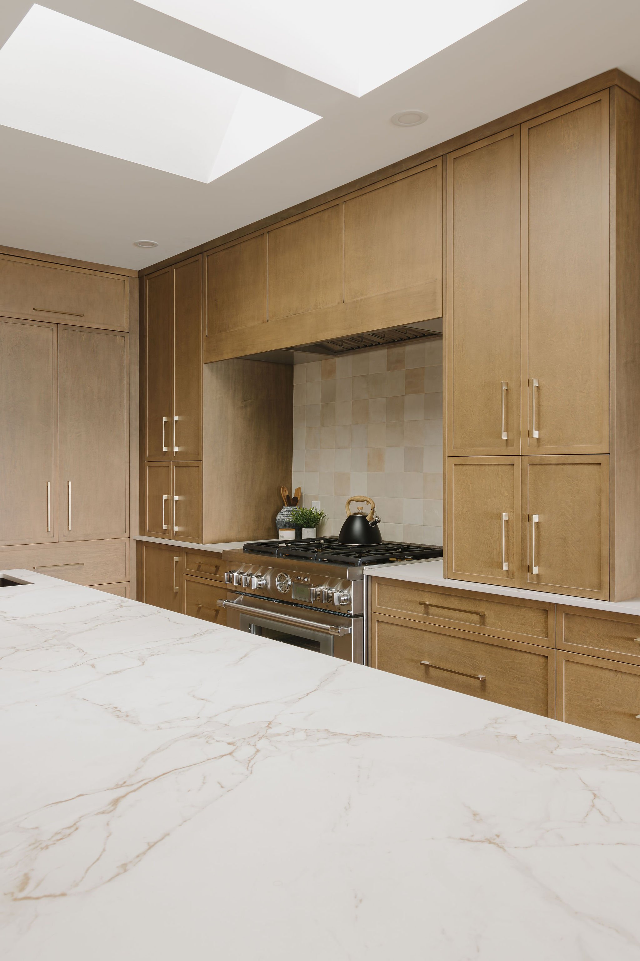 Built in Hood Surround with Maple Cabinetry, 