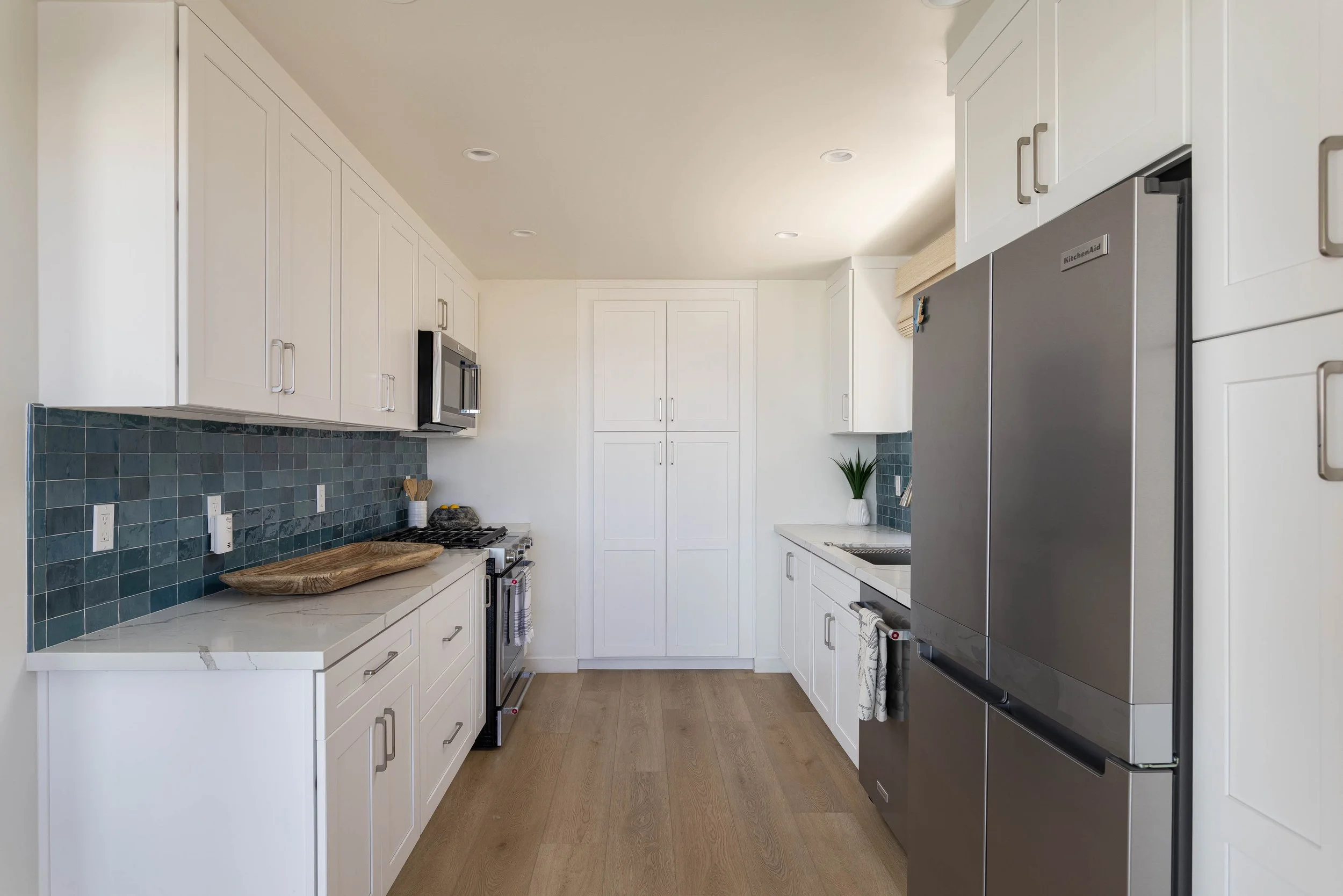 6704 W Ocean Front MLS-10.jpg