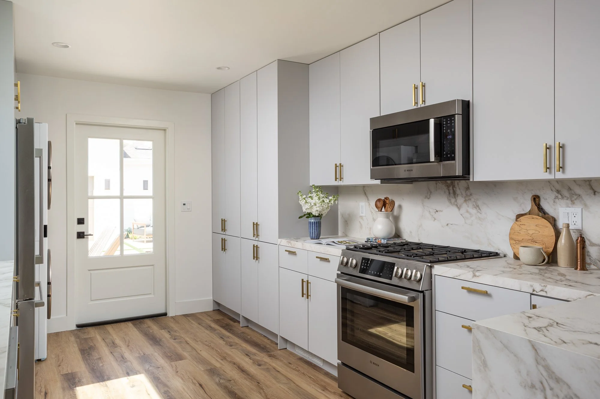 212 E 19th St MLS-21.jpg