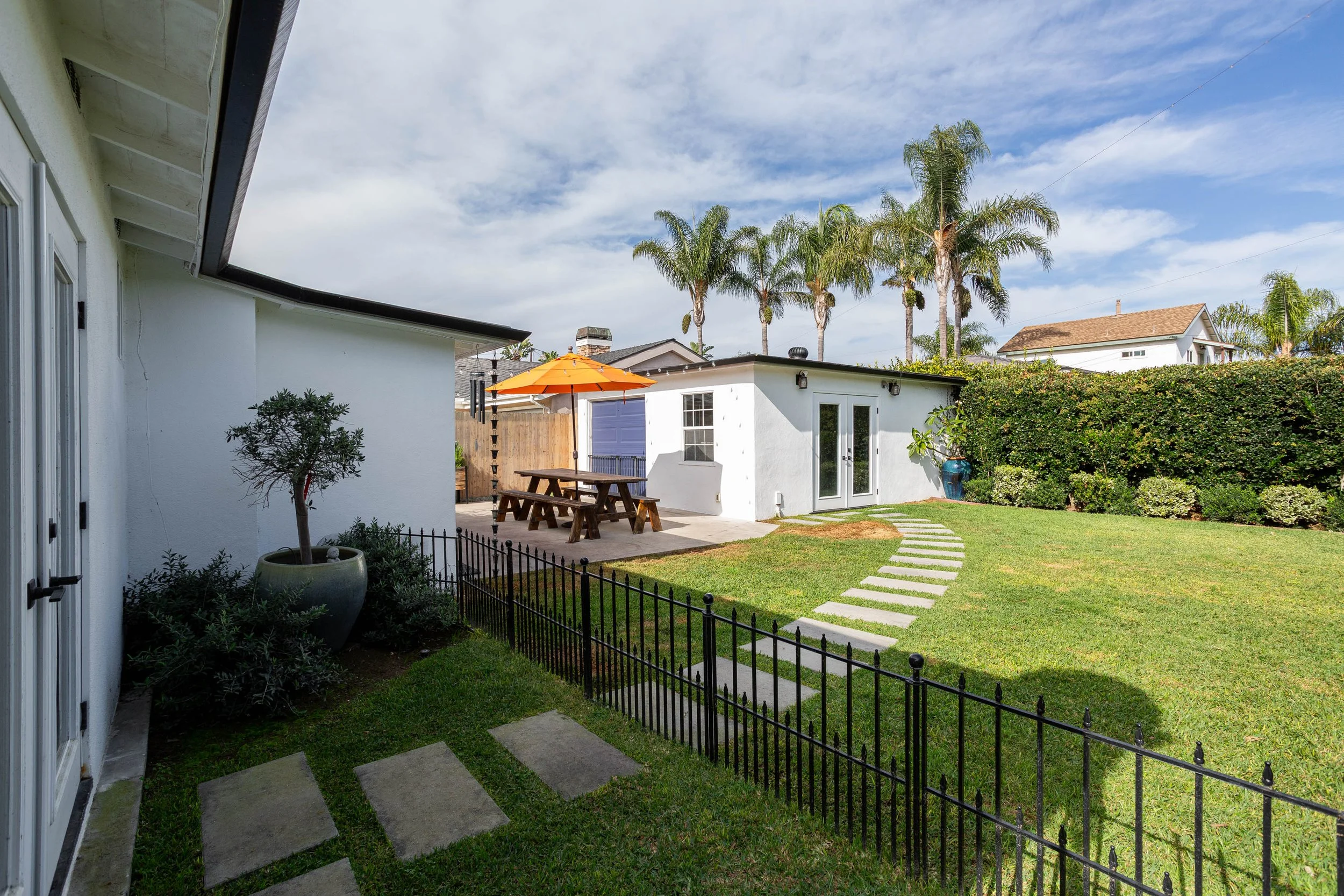 394 E 20th St MLS-7.jpg