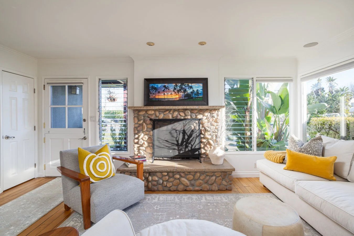2011 Tustin Ave MLS-17.jpg