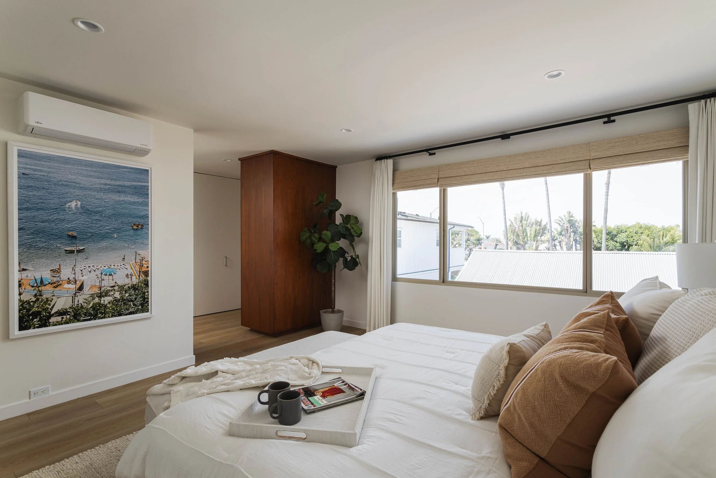 6704 W Ocean Front MLS-27.jpg