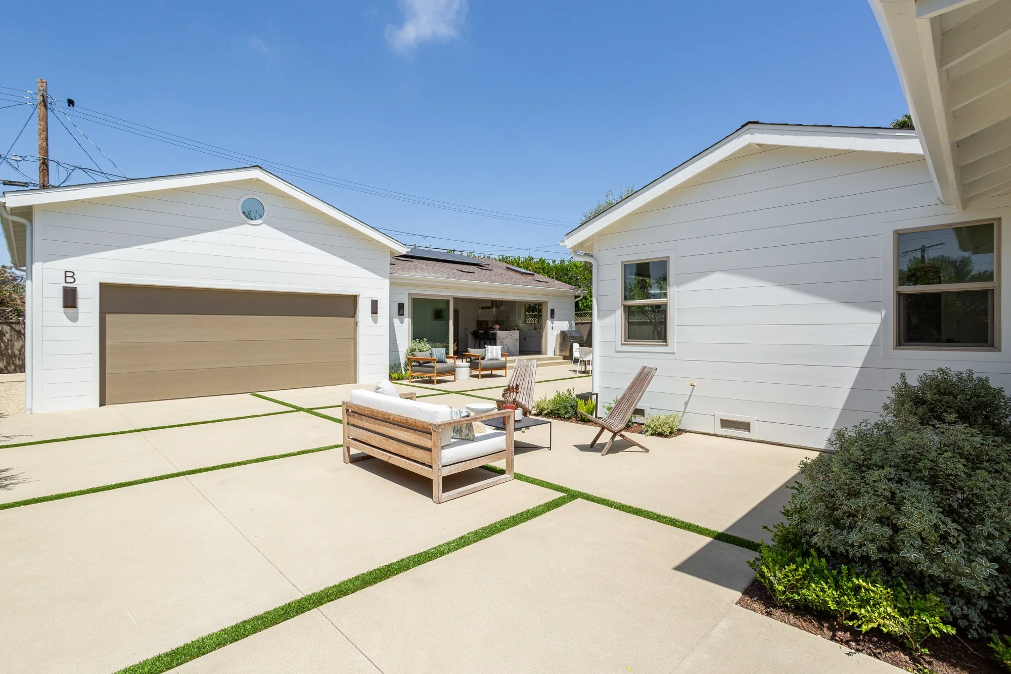 212 E 19th St MLS-31.jpg