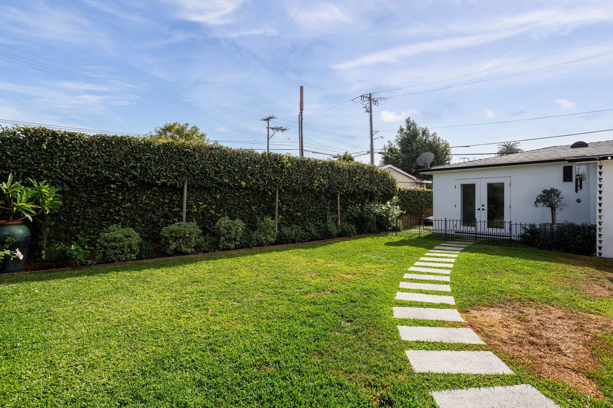 394 E 20th St MLS-6.jpg