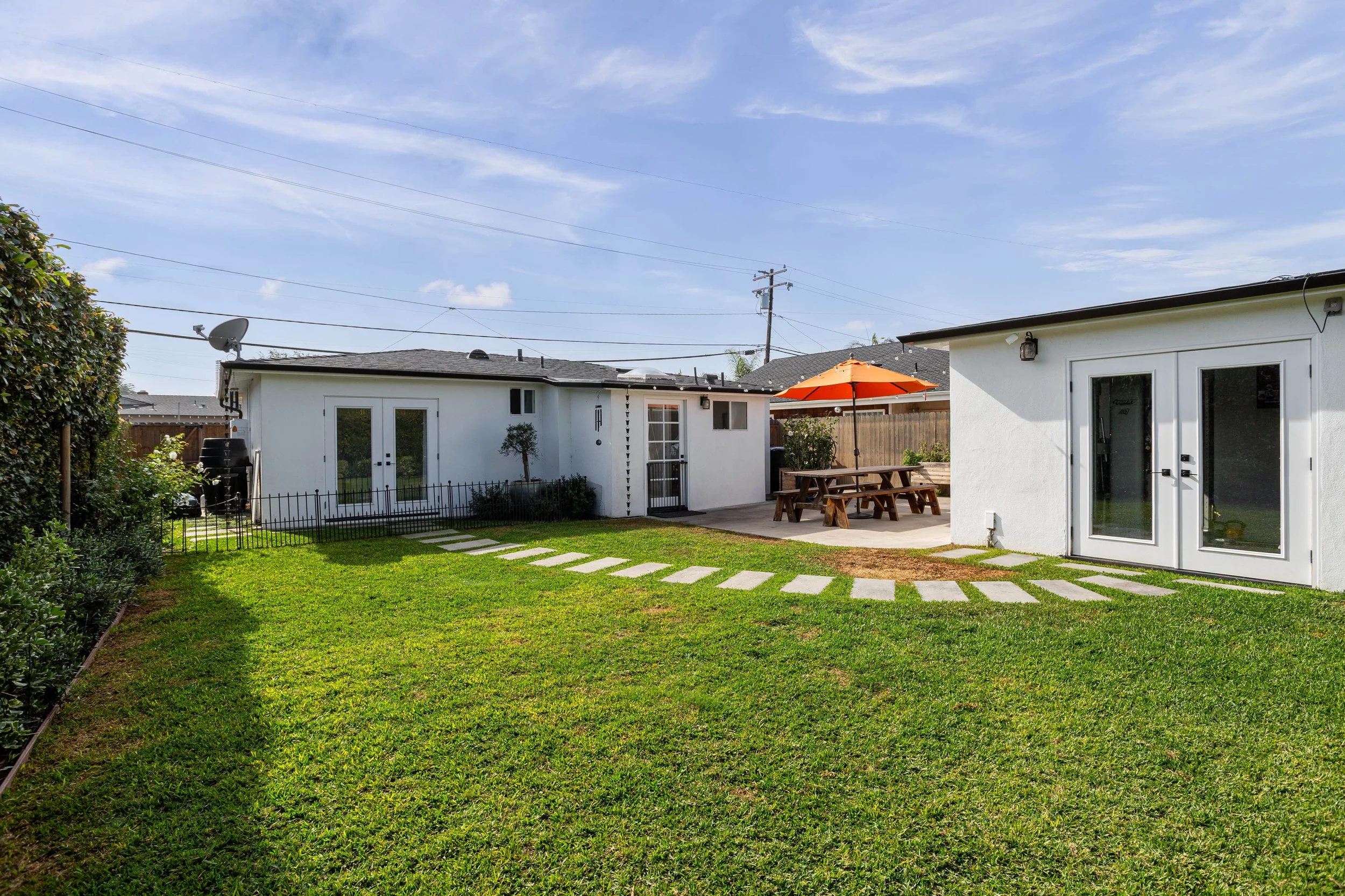 394 E 20th St MLS-5.jpg