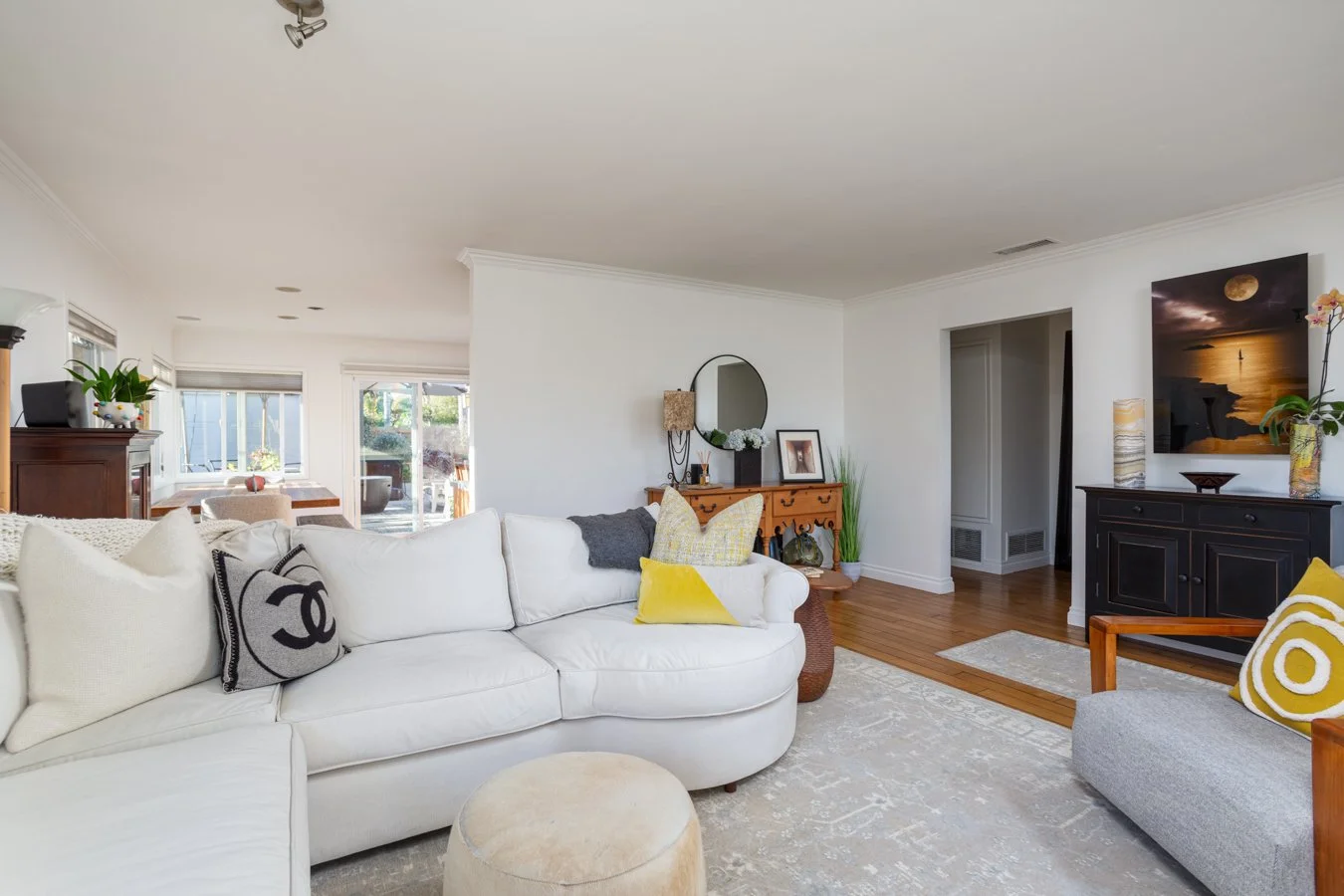 2011 Tustin Ave MLS-16.jpg