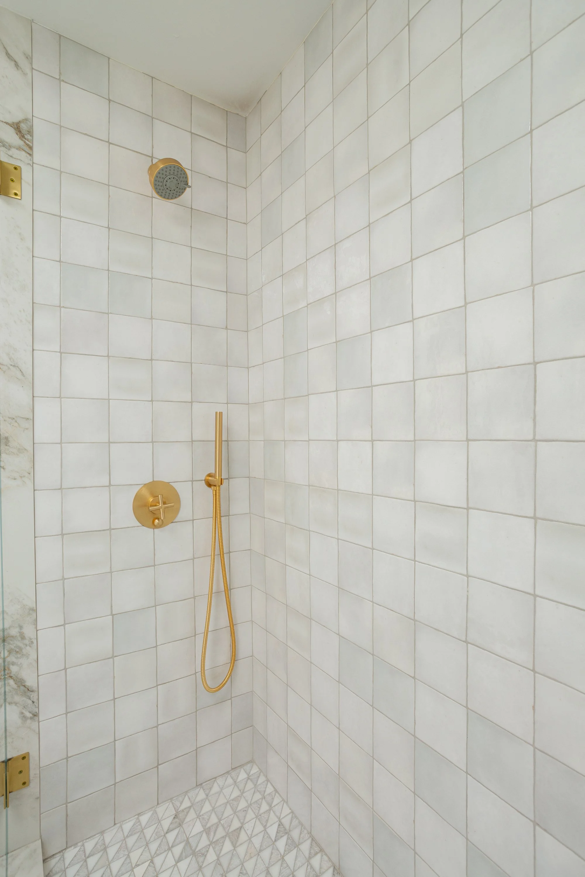 212 E 19th St MLS-16.jpg