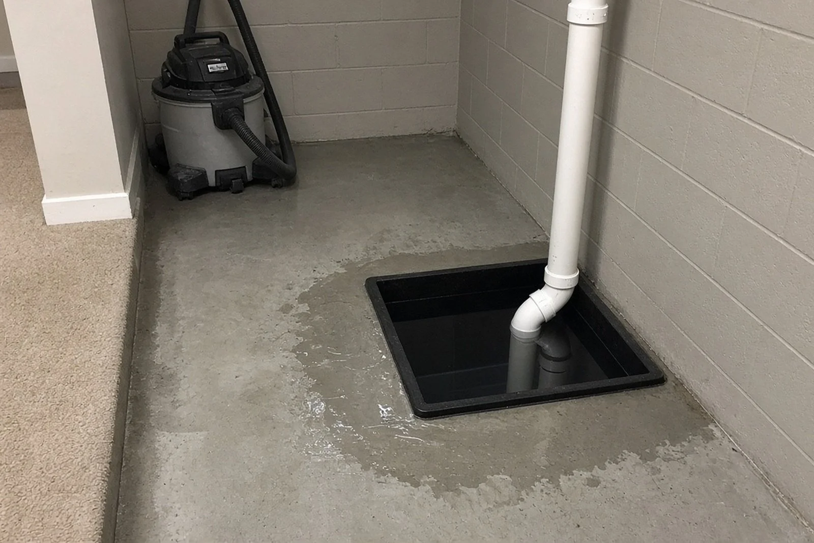 Sump Pump Failed? What Olathe and Overland Park Homeowners Should Do in the First Hour