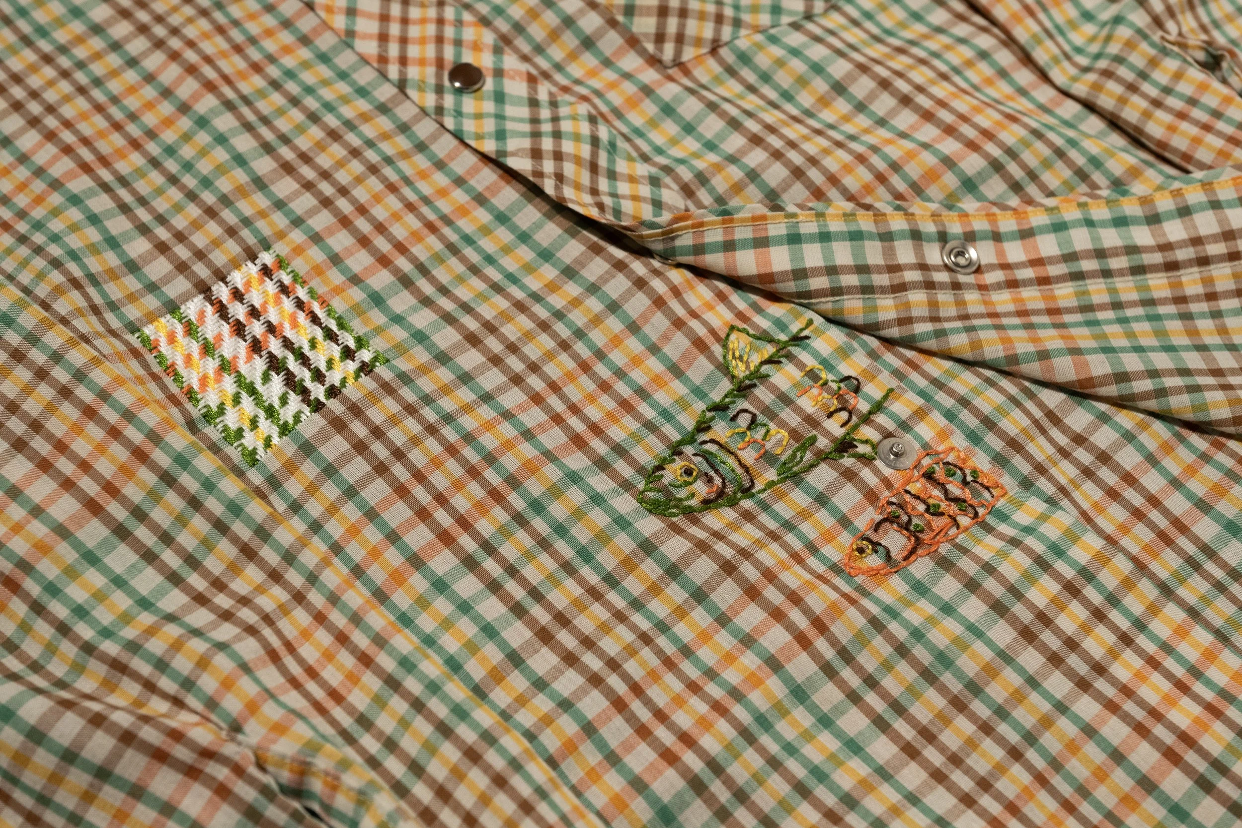 VintagePlaid_OrangeGreenFish_03S.jpg