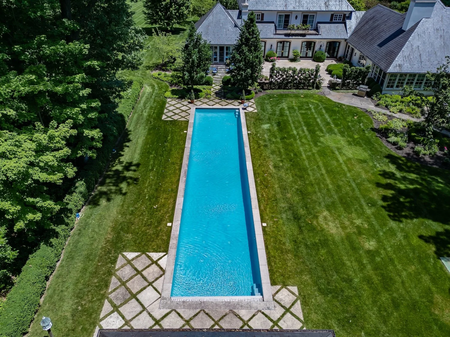pool.jpg