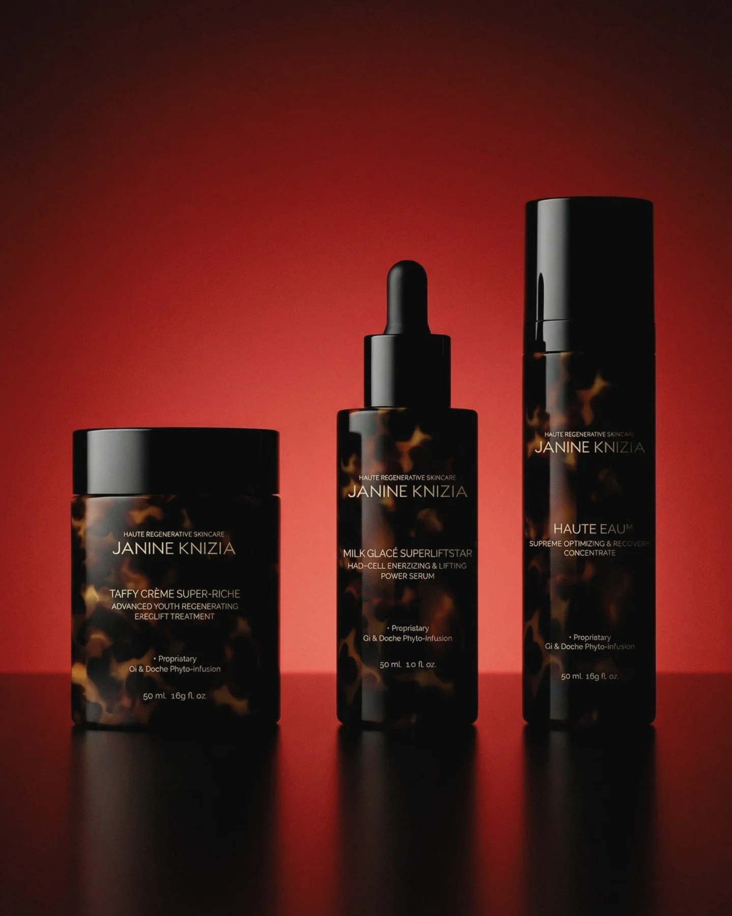 Tortoiseshell pattern, high gloss, a red that needs no explanation.⁠
Some things just need to be held and admired. ⁠
⁠
Branding &amp; packaging: Love Child⁠
⁠
@janinekniziaskincare⁠
janinekniziaskincare.com⁠