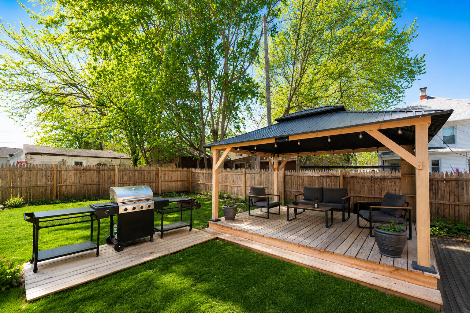  Outdoor short-term rental space managed by Luar Properties in Bloomington, Illinois