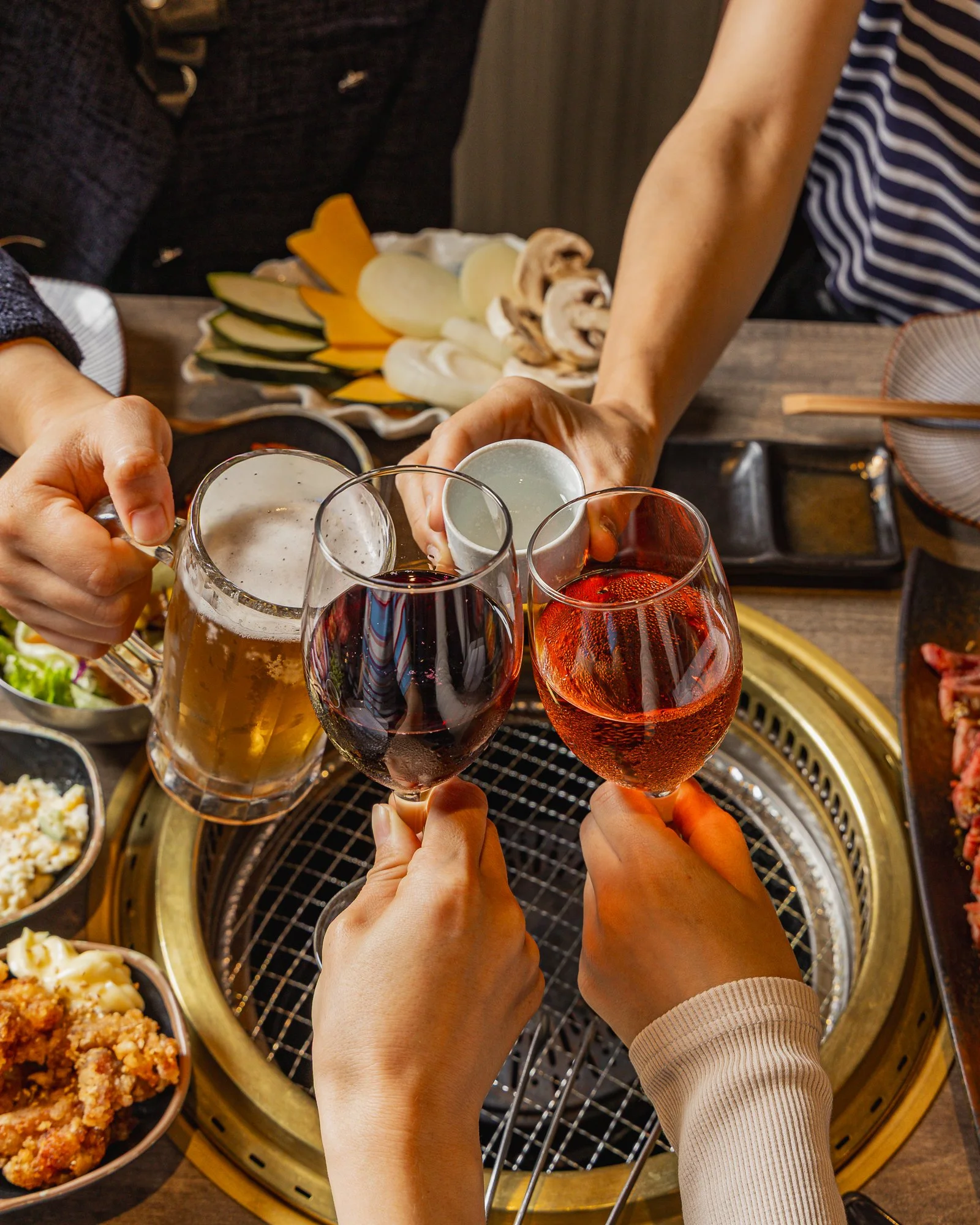 HAPPY HOUR
