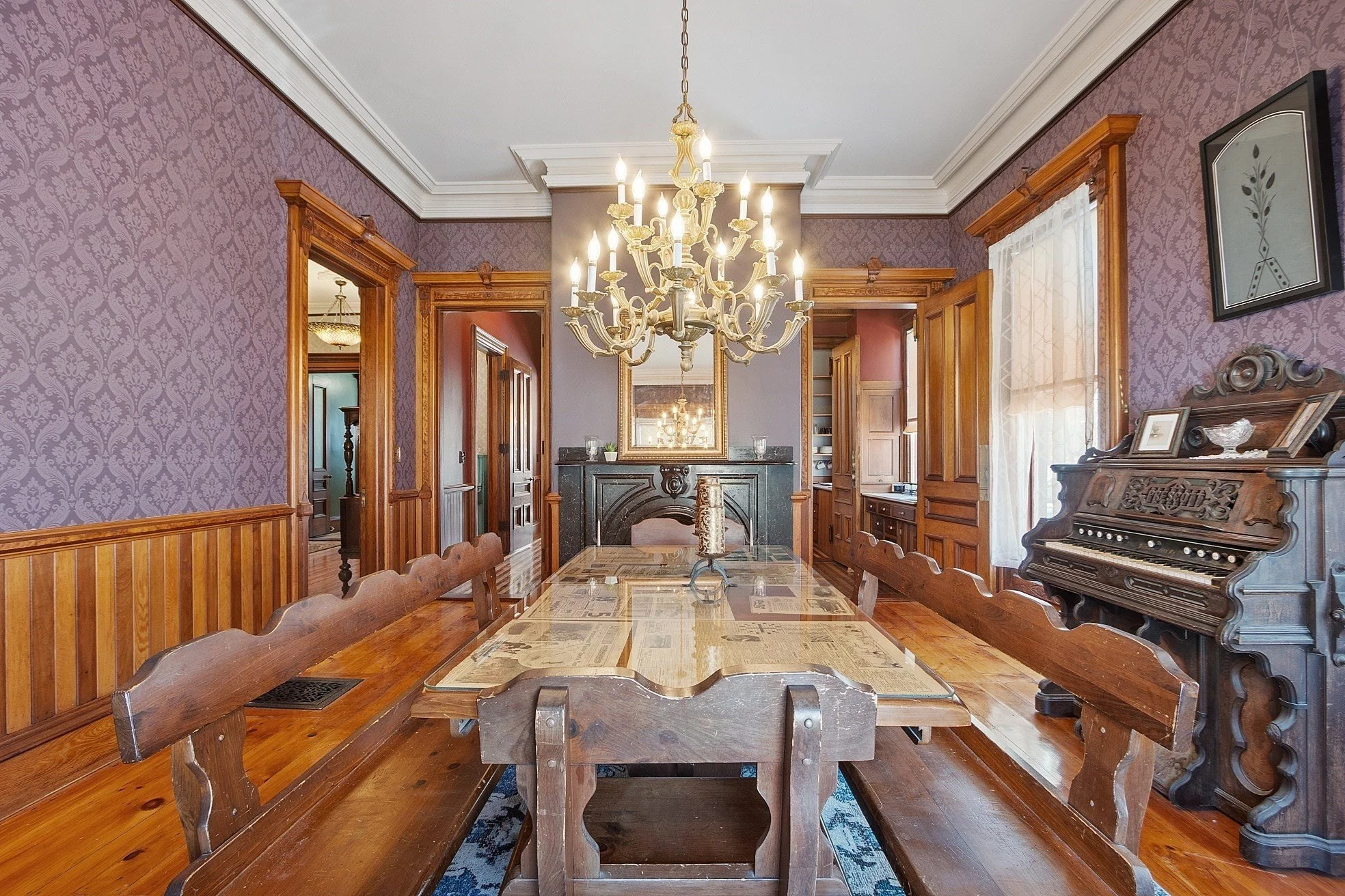 Pierce dining room.jfif