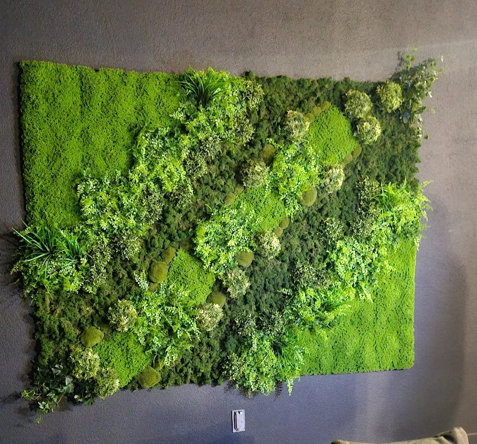Moss wall ETERNALUXE installation