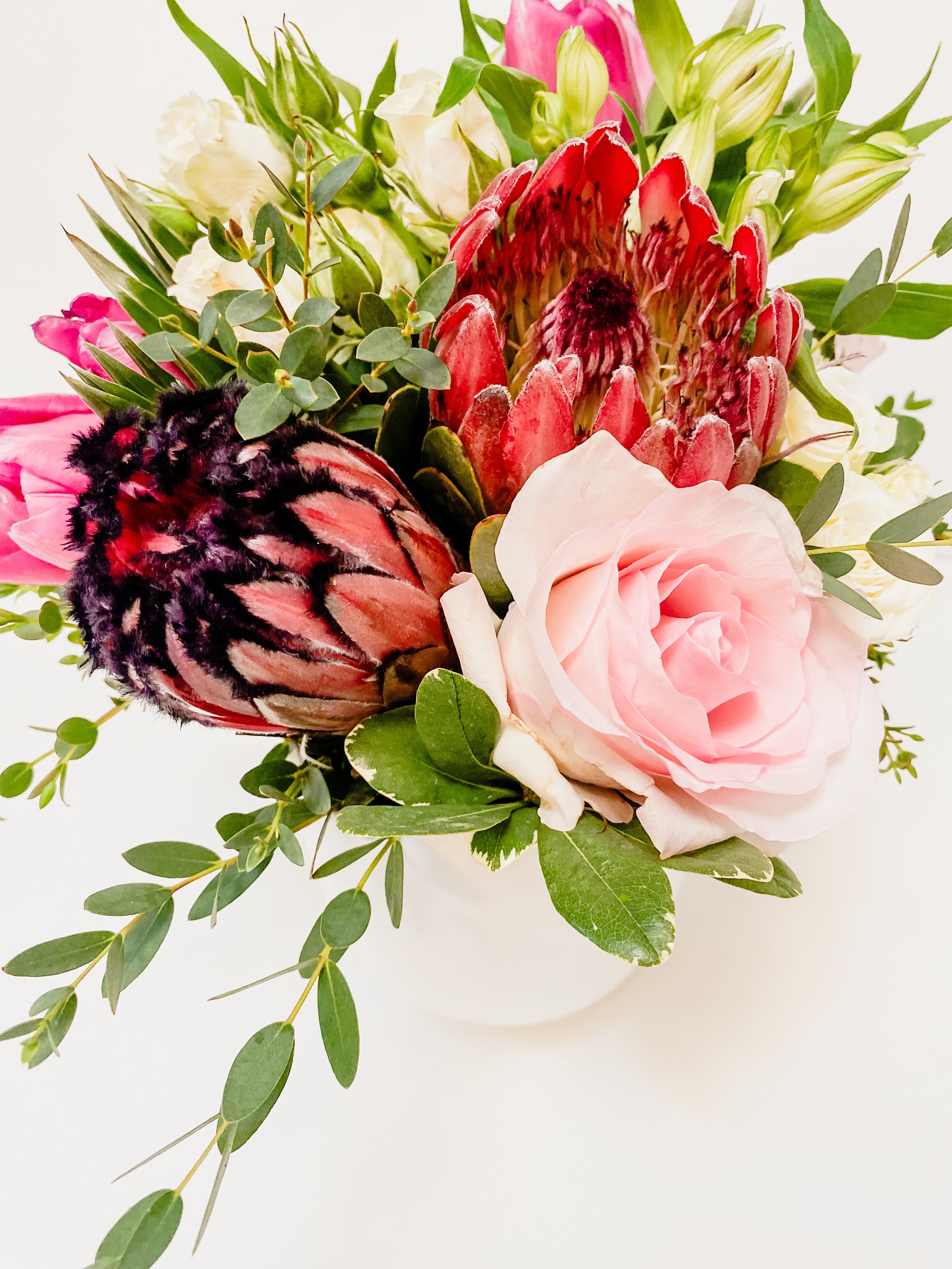 You Decide! Let's make an arrangement in a vase