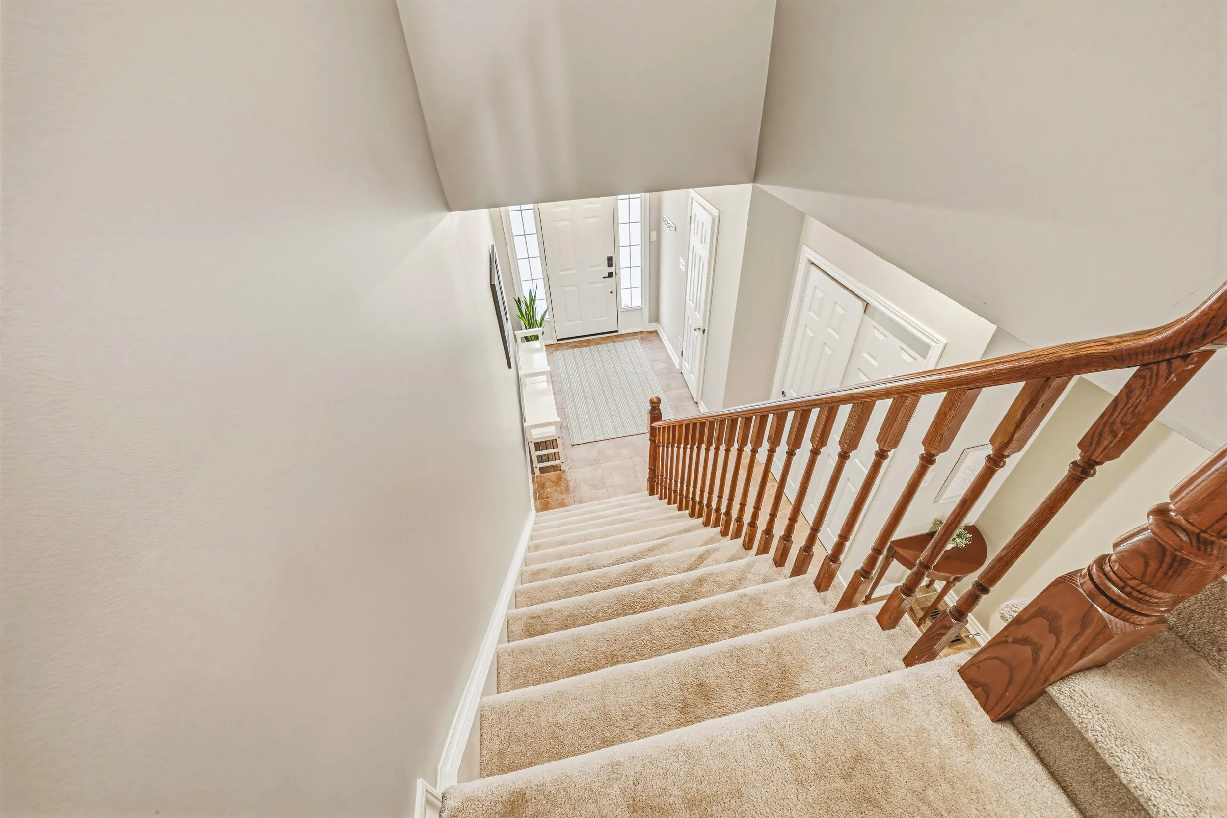 18 - 5214 Dryden Ave, Burlington.jpg