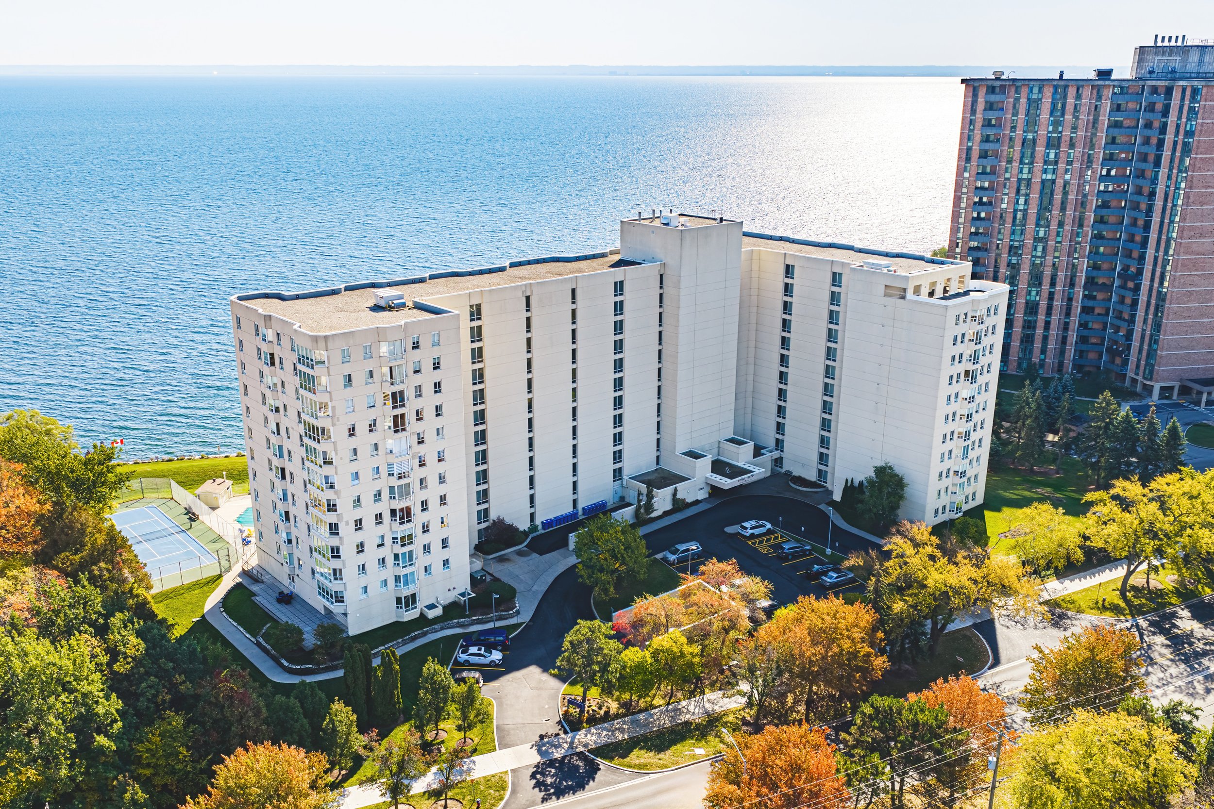 5 - 5280 Lakeshore Rd #912, Burlington.jpg