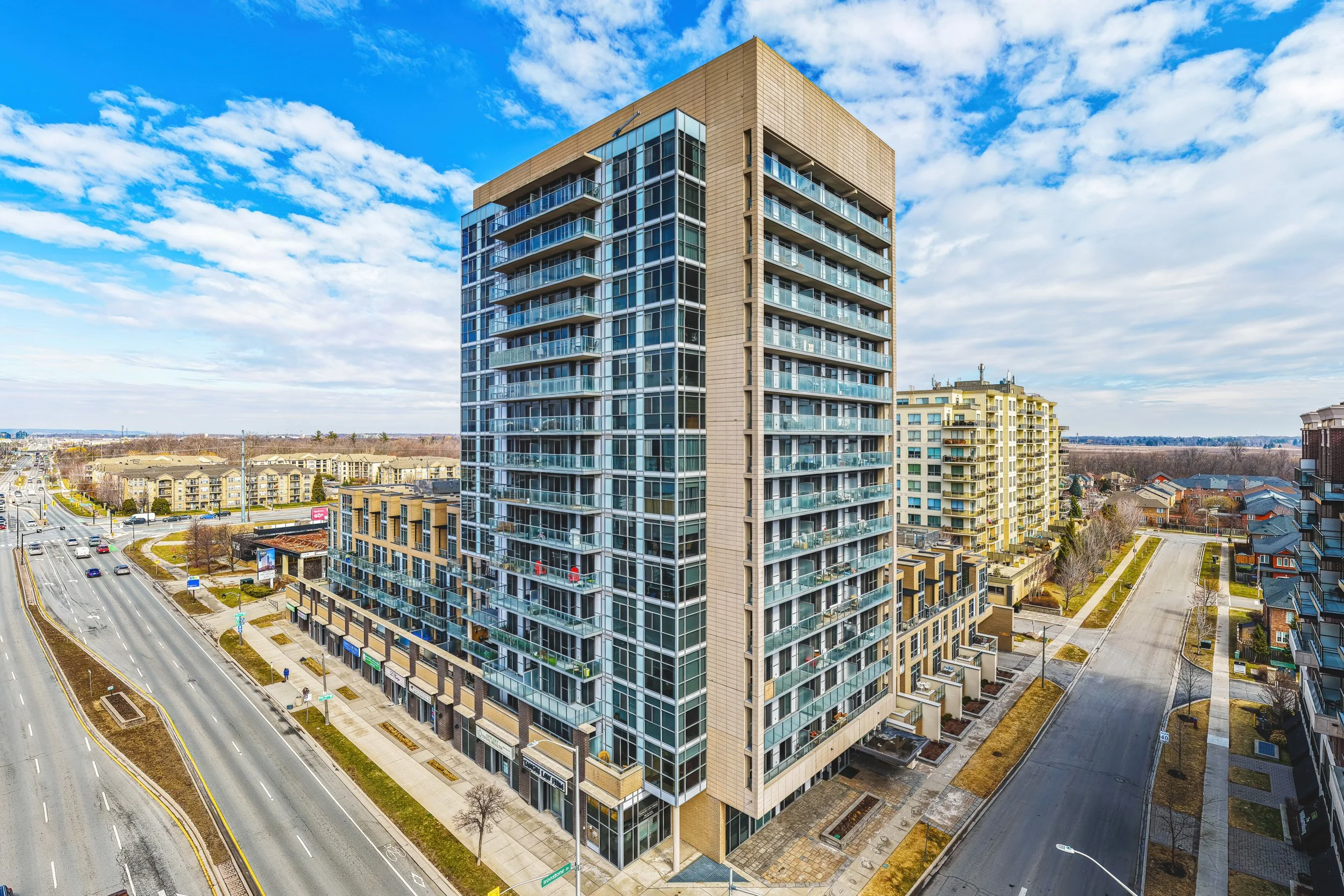 41 - 940 Ironstone Dr #610, Burlington.jpg
