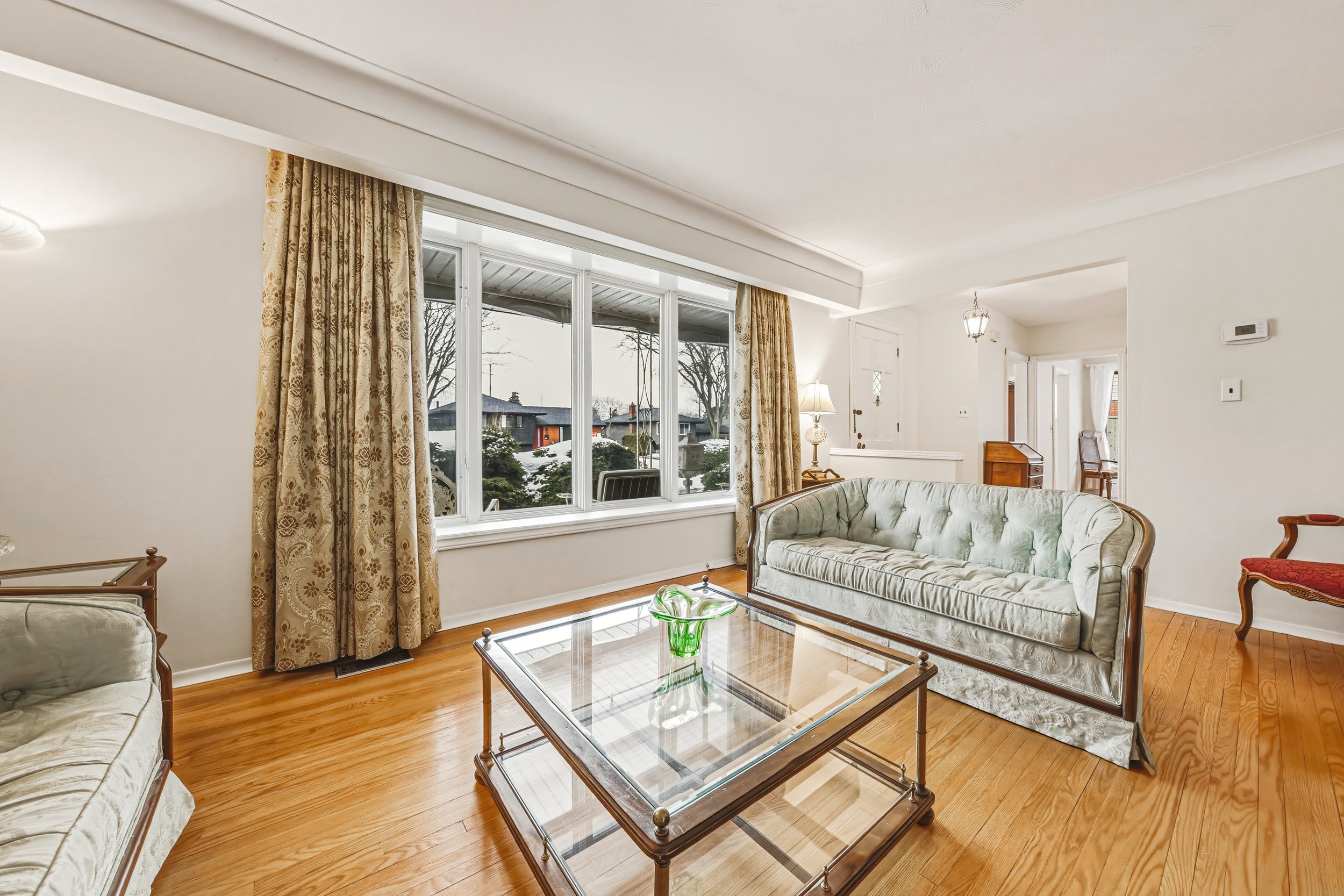 5 - 5410 Murray Cres, Burlington.jpg