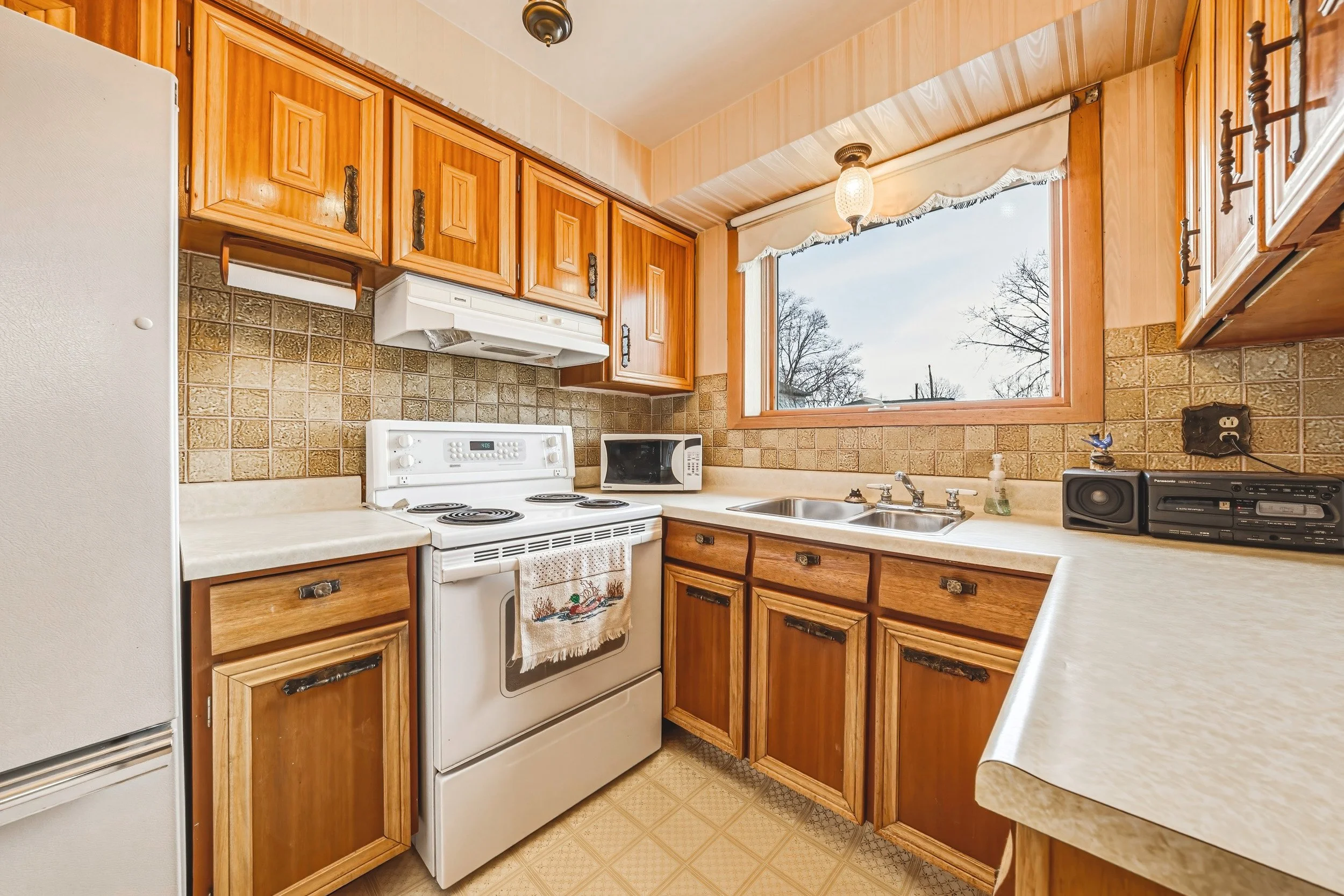 9 - 5410 Murray Cres, Burlington.jpg