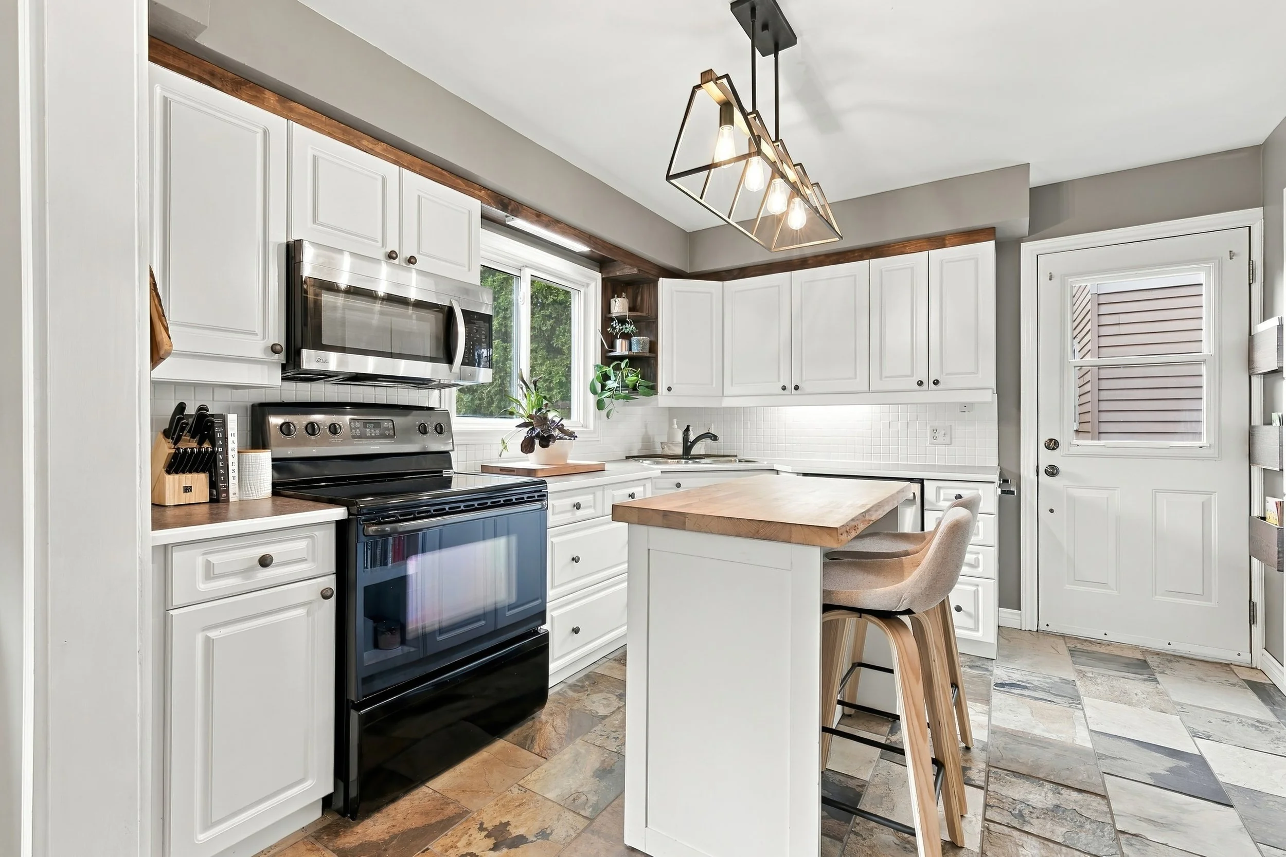 12 - 19 Hillsdale Ct, Dundas.jpg